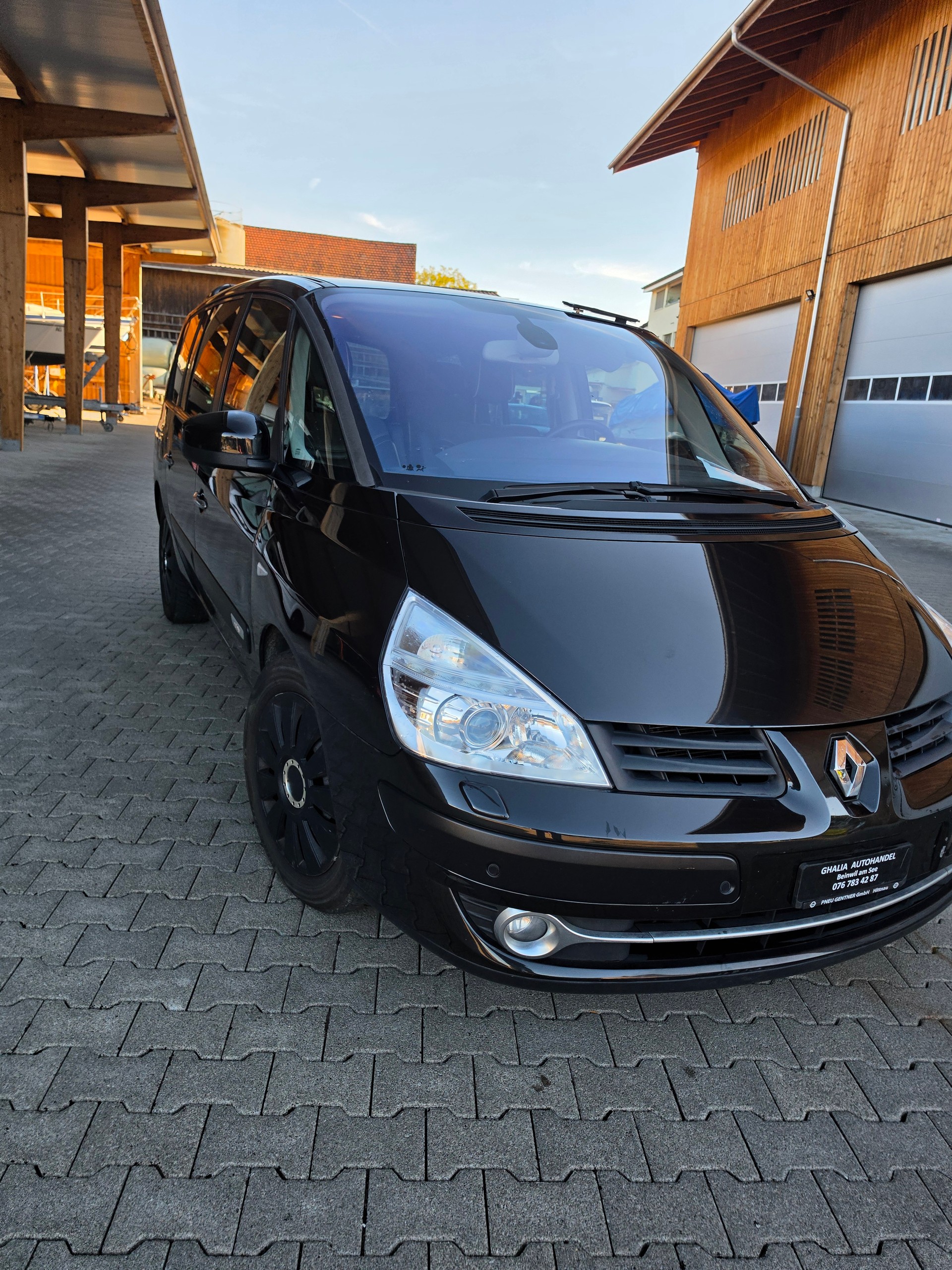 RENAULT Espace 2.0 dCi Dynamique Automatic-image-2