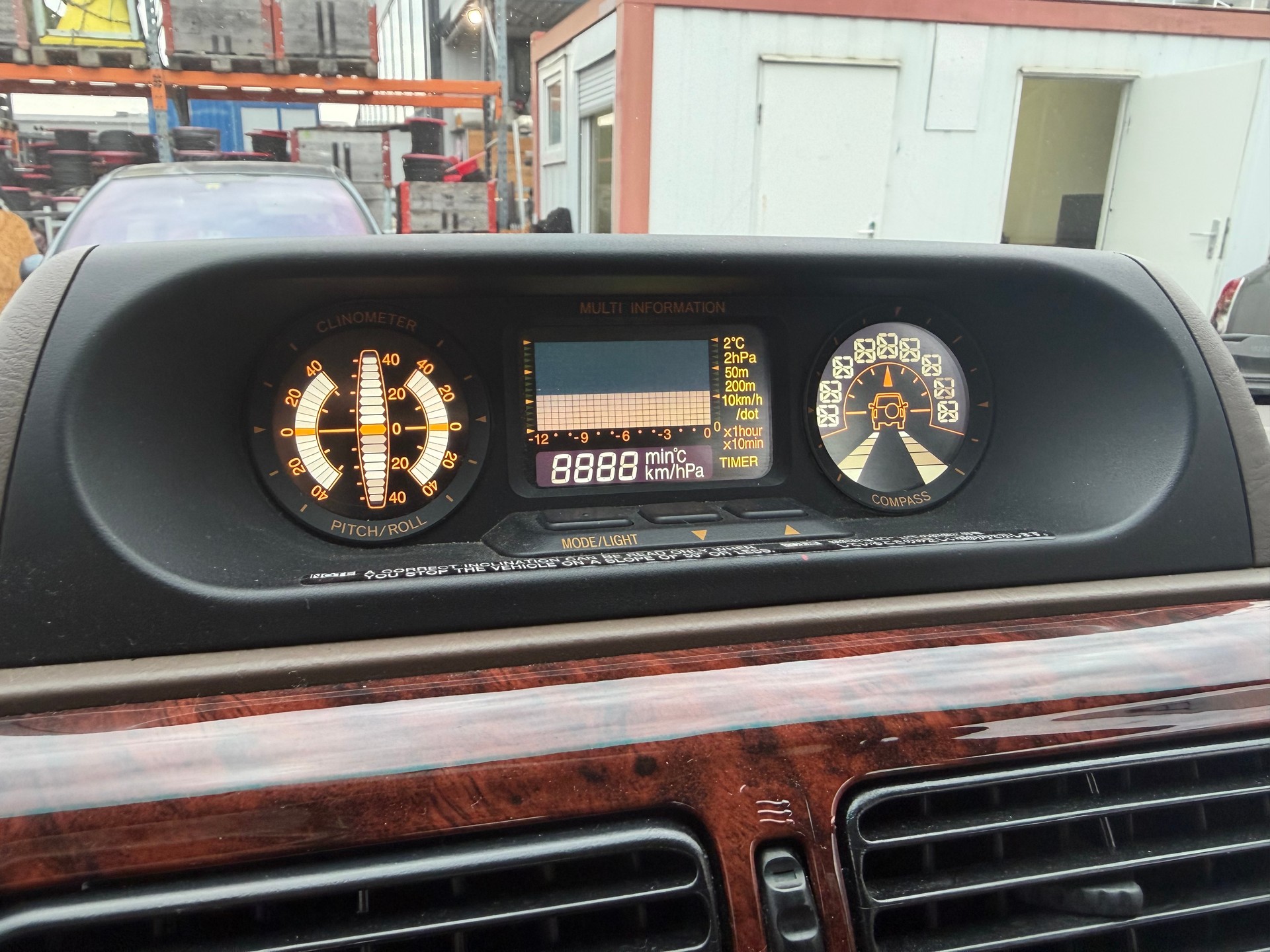 TOYOTA Land Cruiser 300 3.4 V6 Saloon-image-10