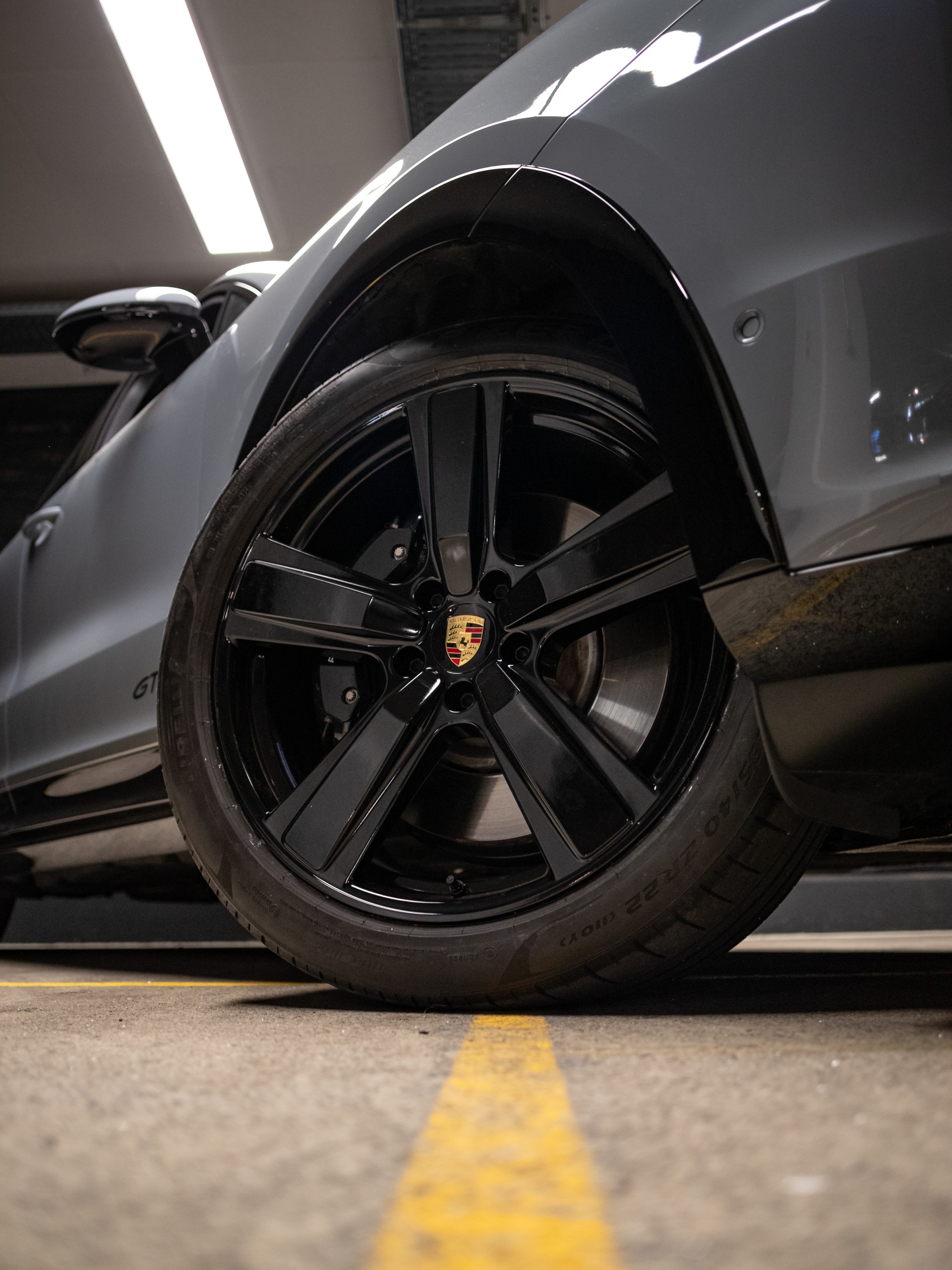 PORSCHE Cayenne Coupé GTS Tiptronic-image-10
