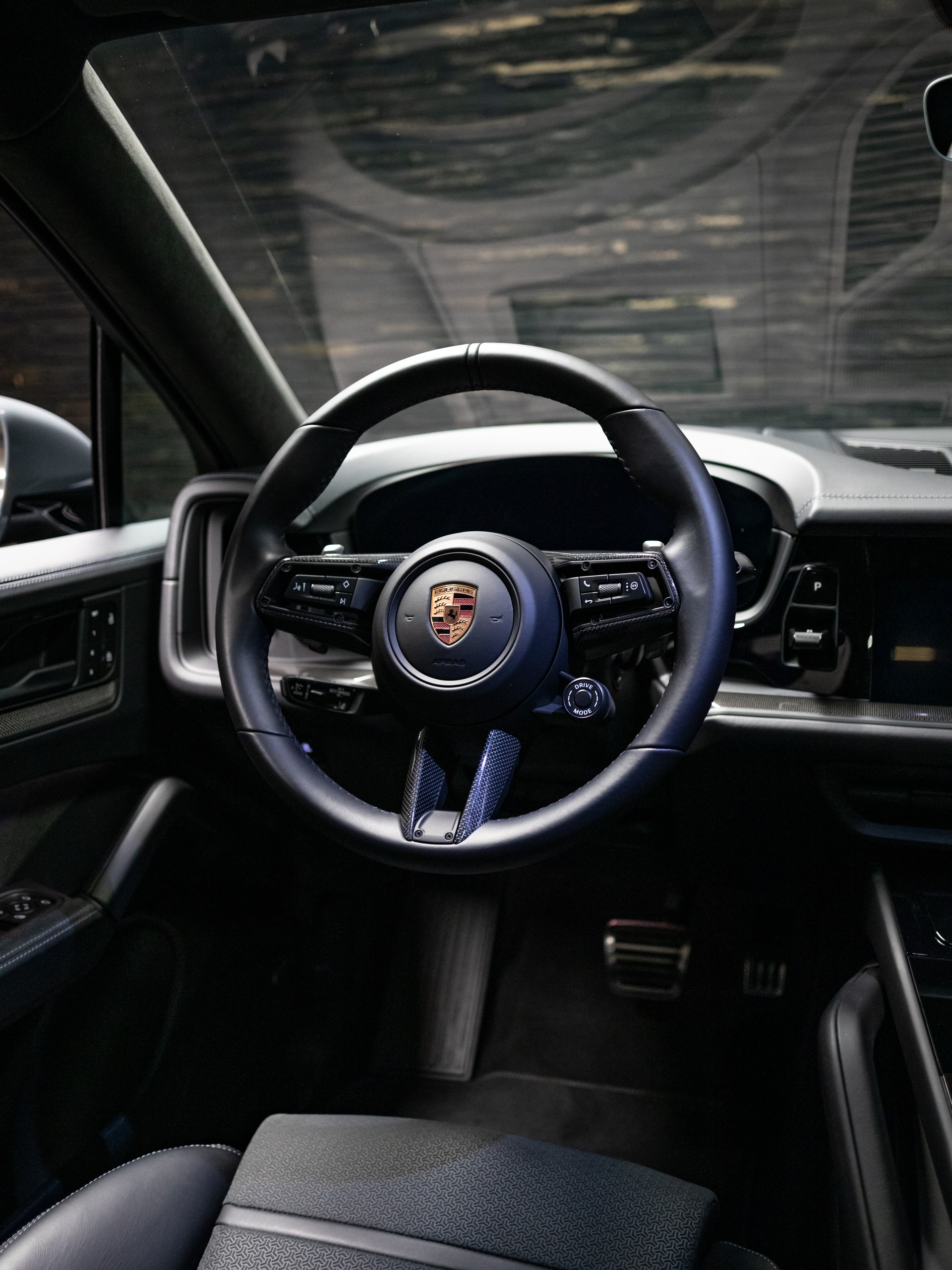 PORSCHE Cayenne Coupé GTS Tiptronic-image-6