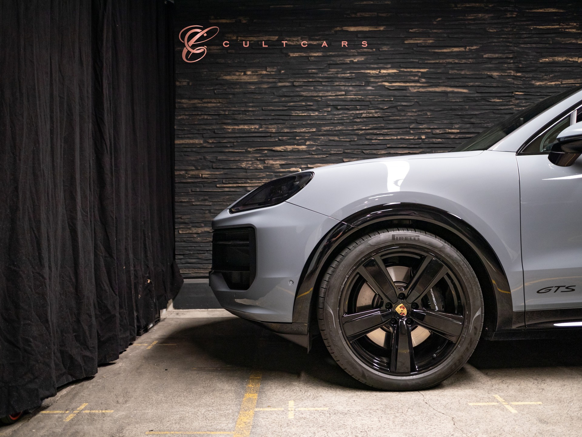 PORSCHE Cayenne Coupé GTS Tiptronic-image-4