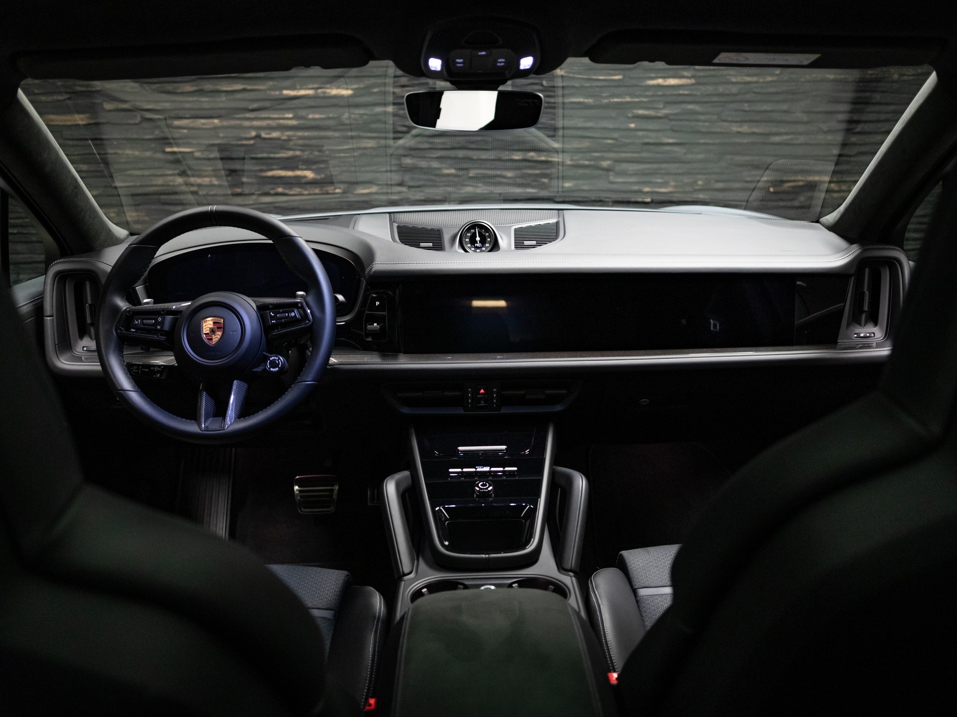 PORSCHE Cayenne Coupé GTS Tiptronic-image-15