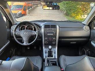 SUZUKI GRAND VITARA-image-2