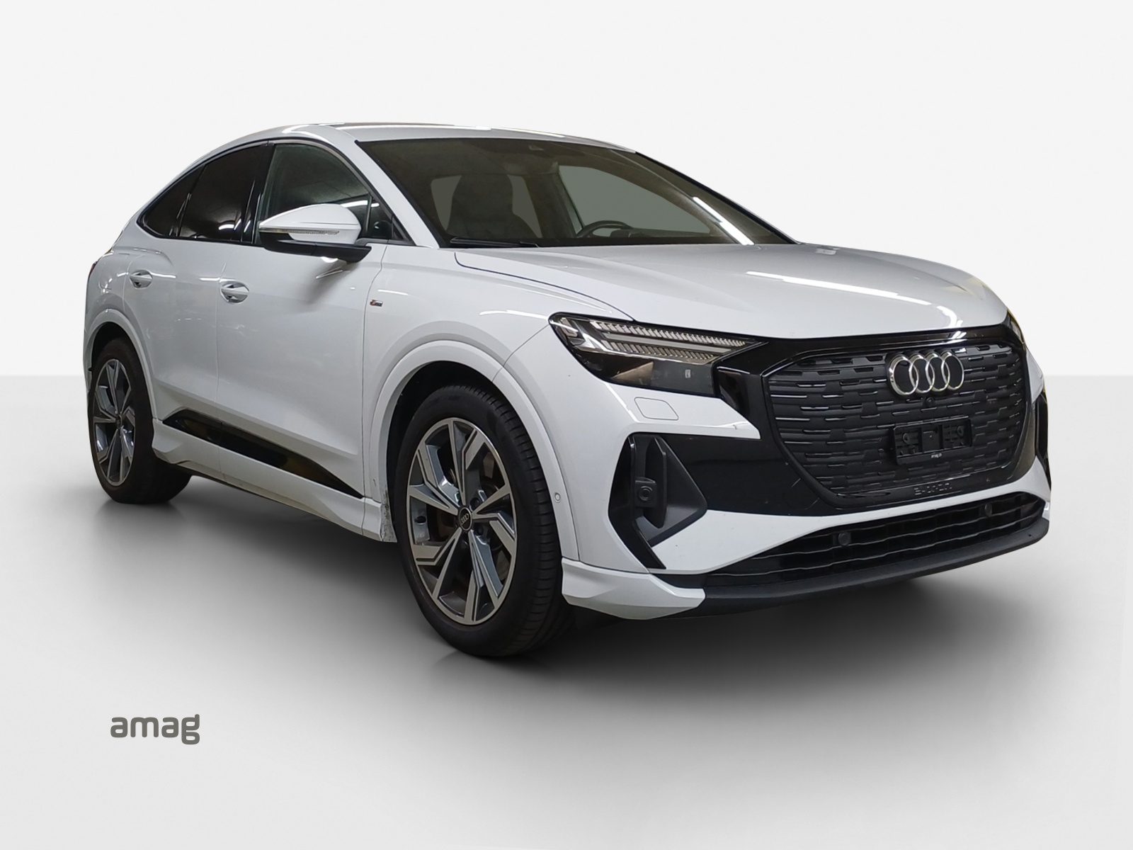 AUDI Q4 Sportback e-tron 50 quattro-image-5