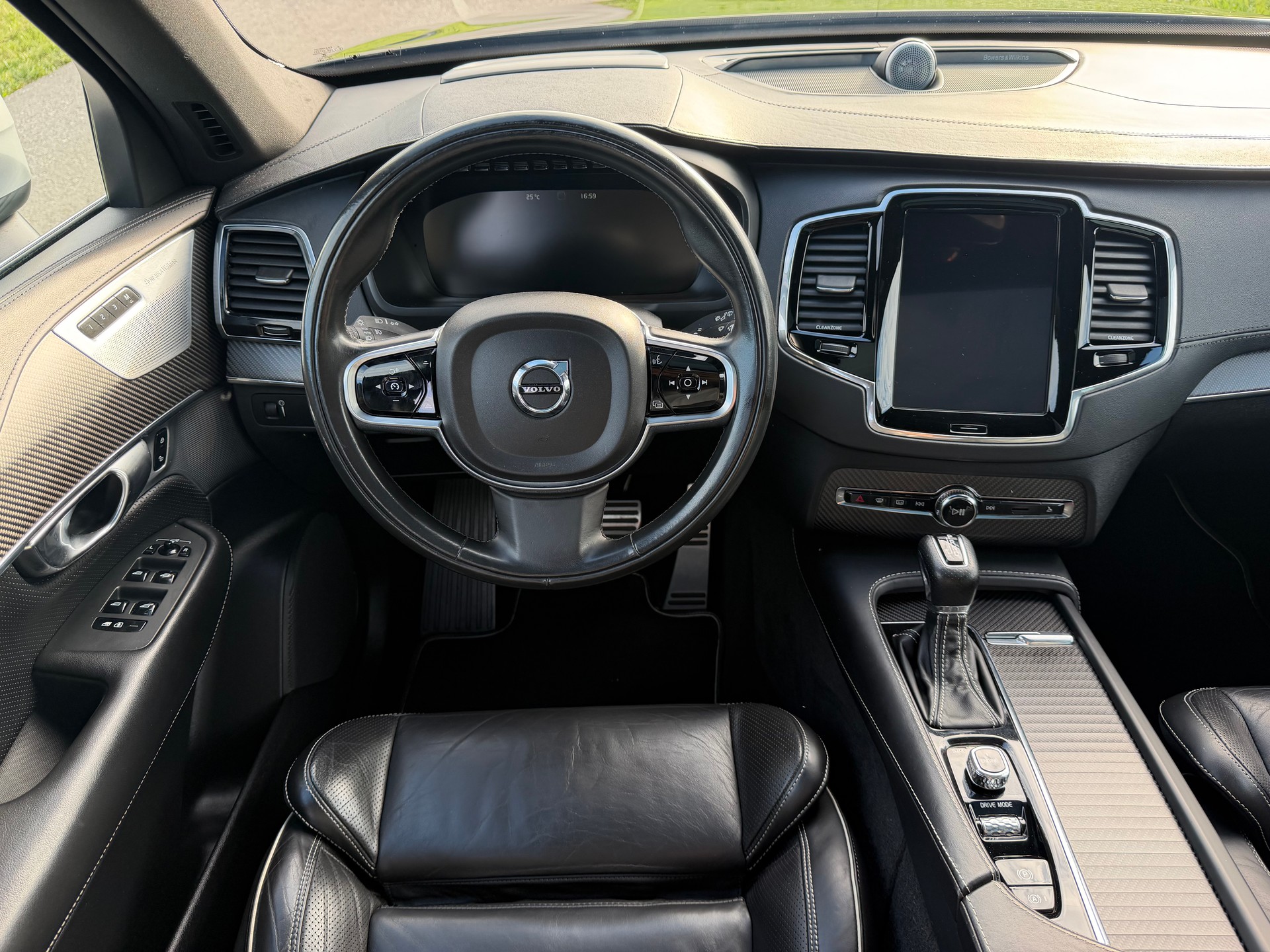 VOLVO XC90 T6 AWD R-Design Geartronic-image-11