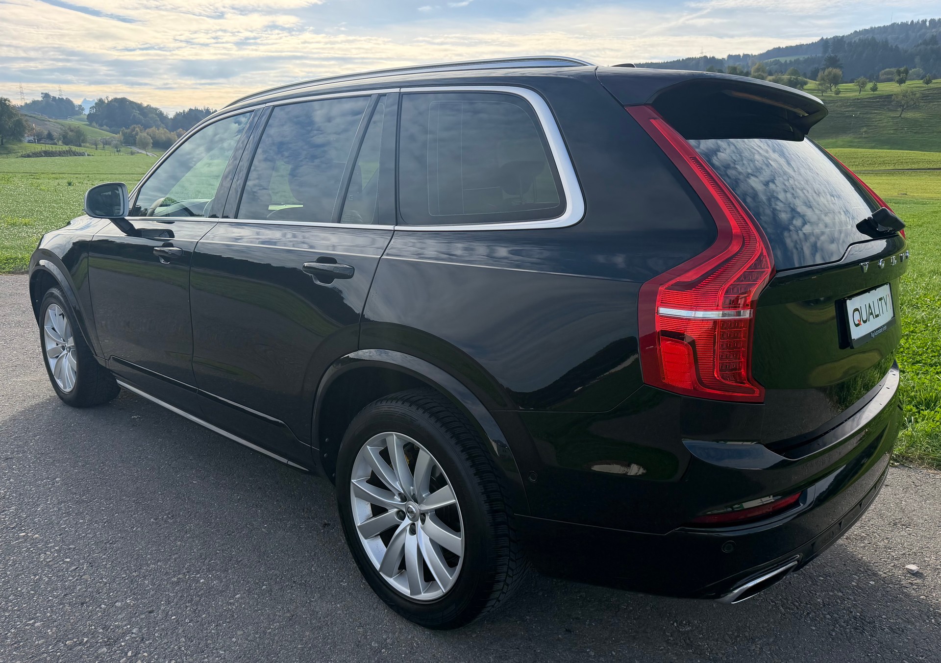 VOLVO XC90 T6 AWD R-Design Geartronic-image-4