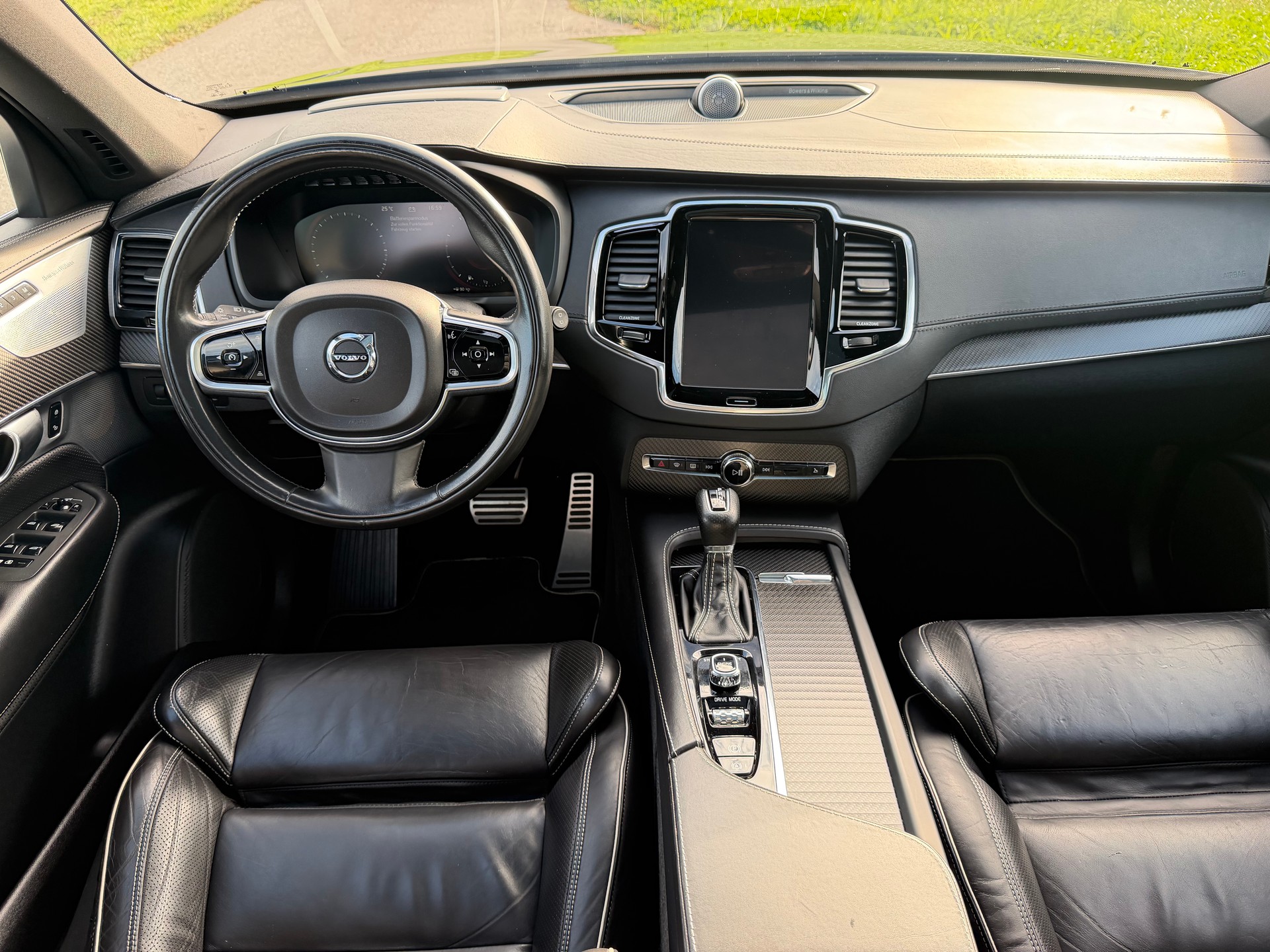 VOLVO XC90 T6 AWD R-Design Geartronic-image-10