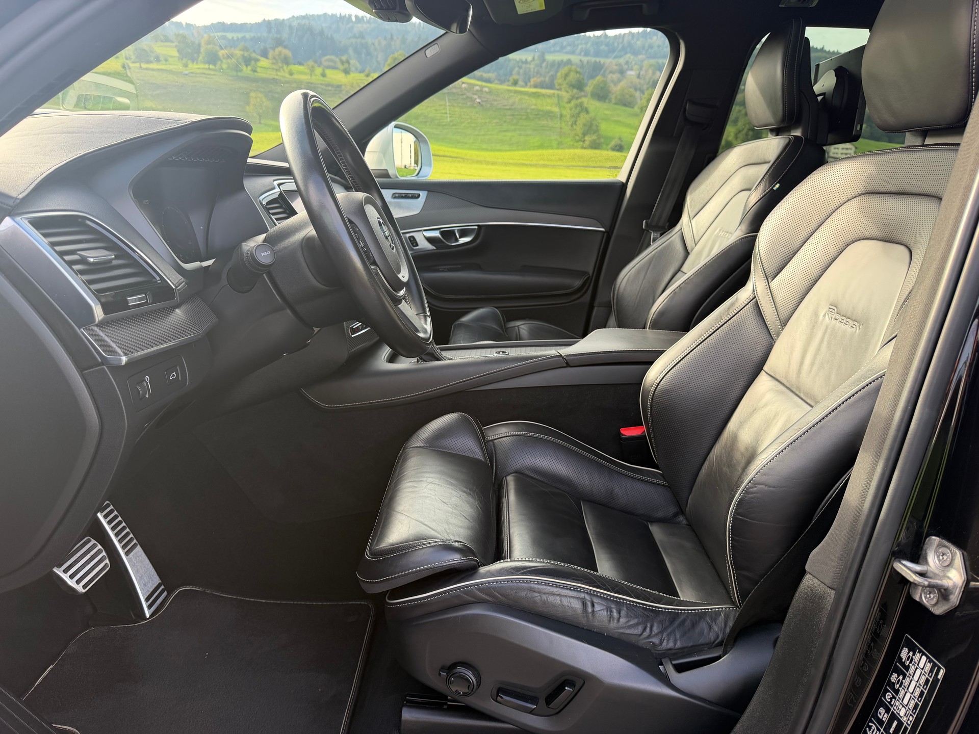 VOLVO XC90 T6 AWD R-Design Geartronic-image-8