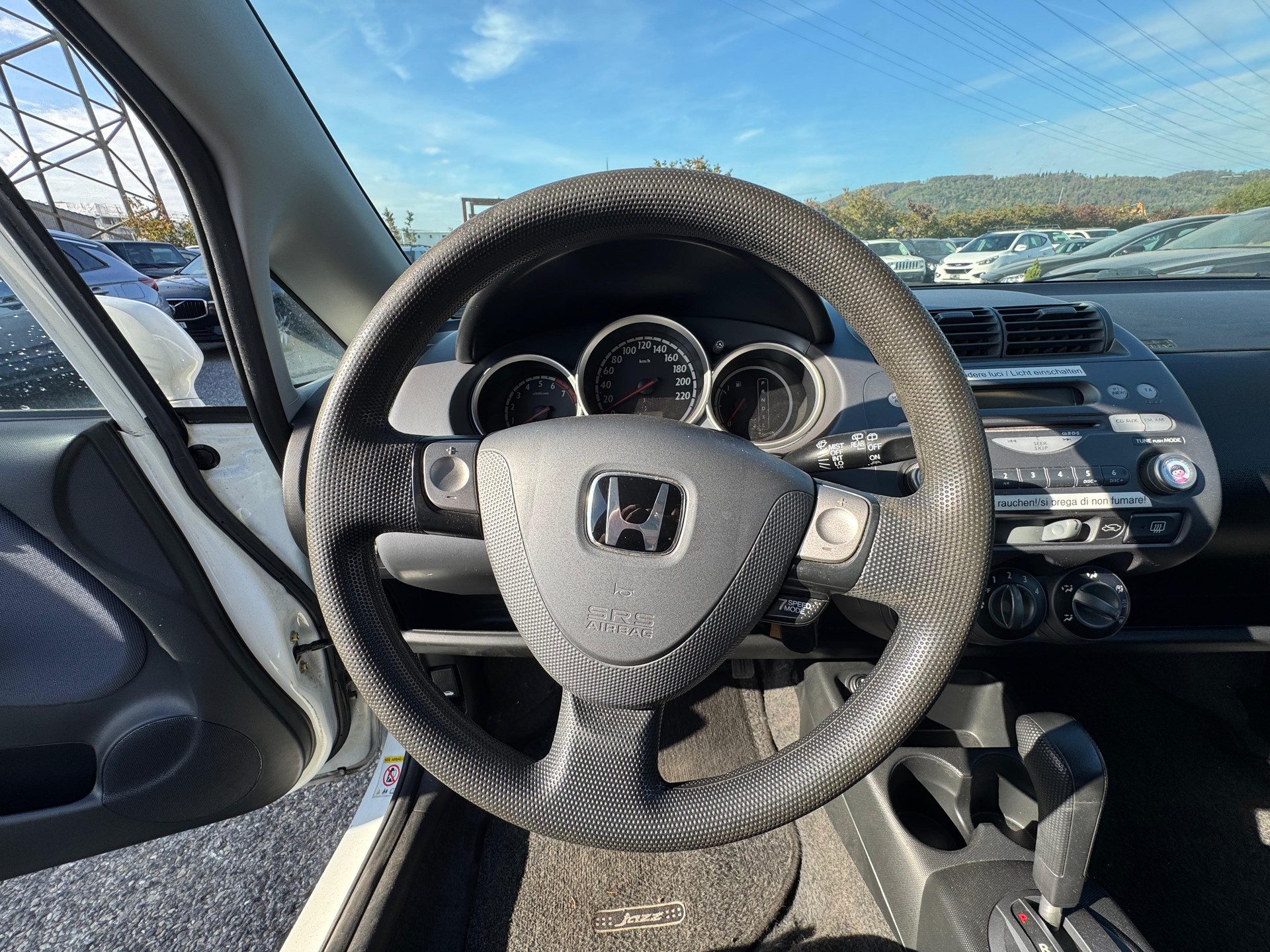 HONDA Jazz 1.4i ES-image-6