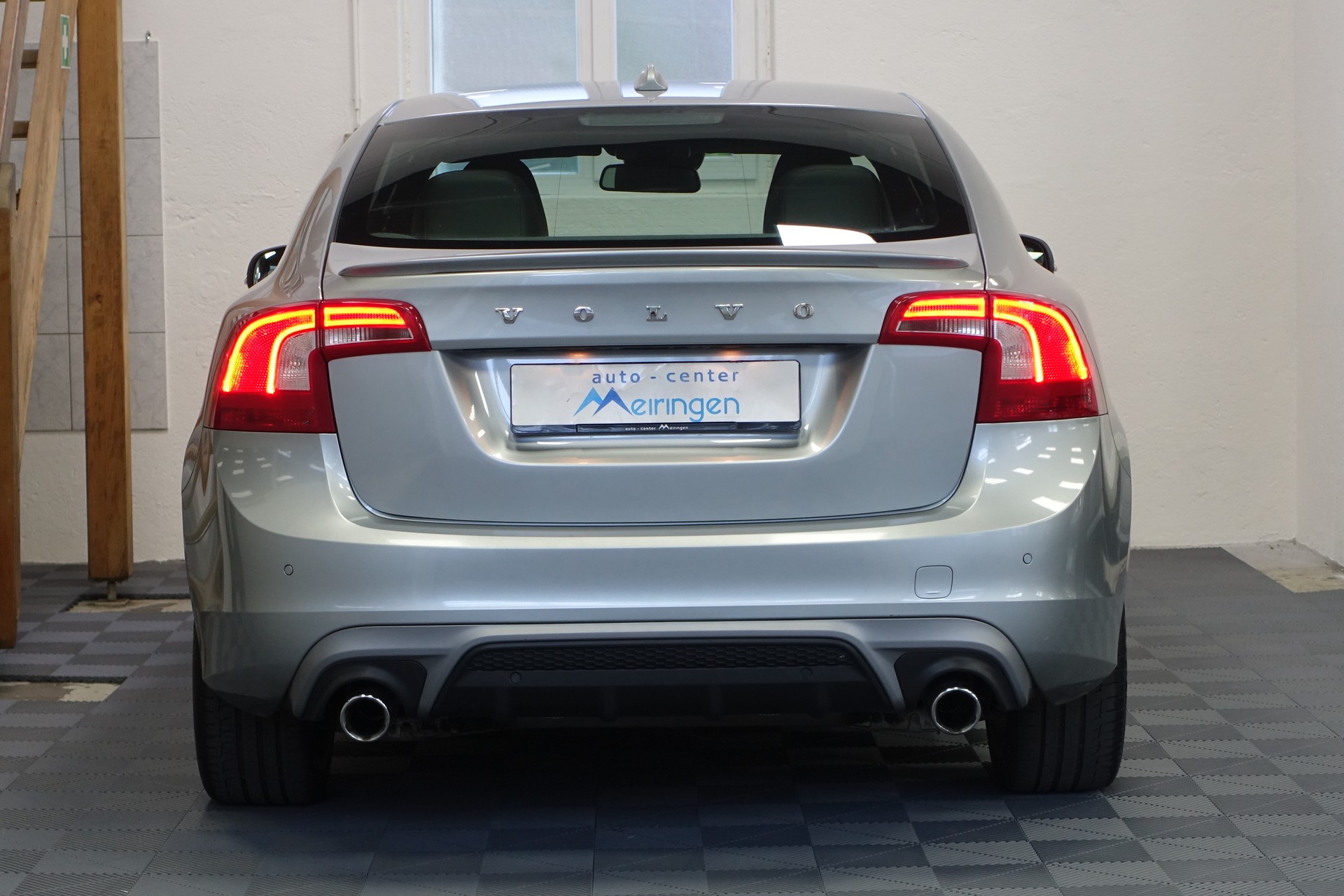 VOLVO S60 2.0 D4 R-Design S/S-image-7