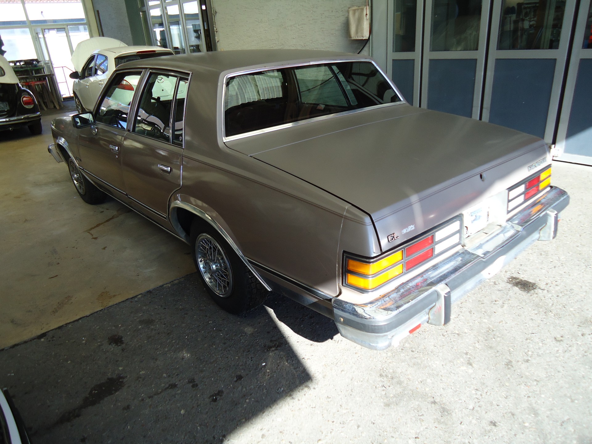 CHEVROLET Malibu Classic-image-2