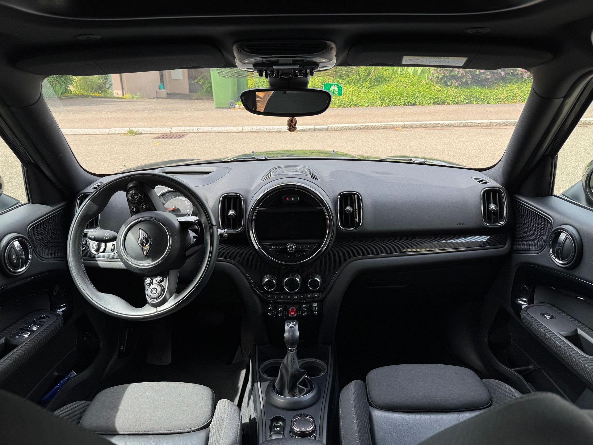 MINI 2.0i Cooper S ALL4-image-4