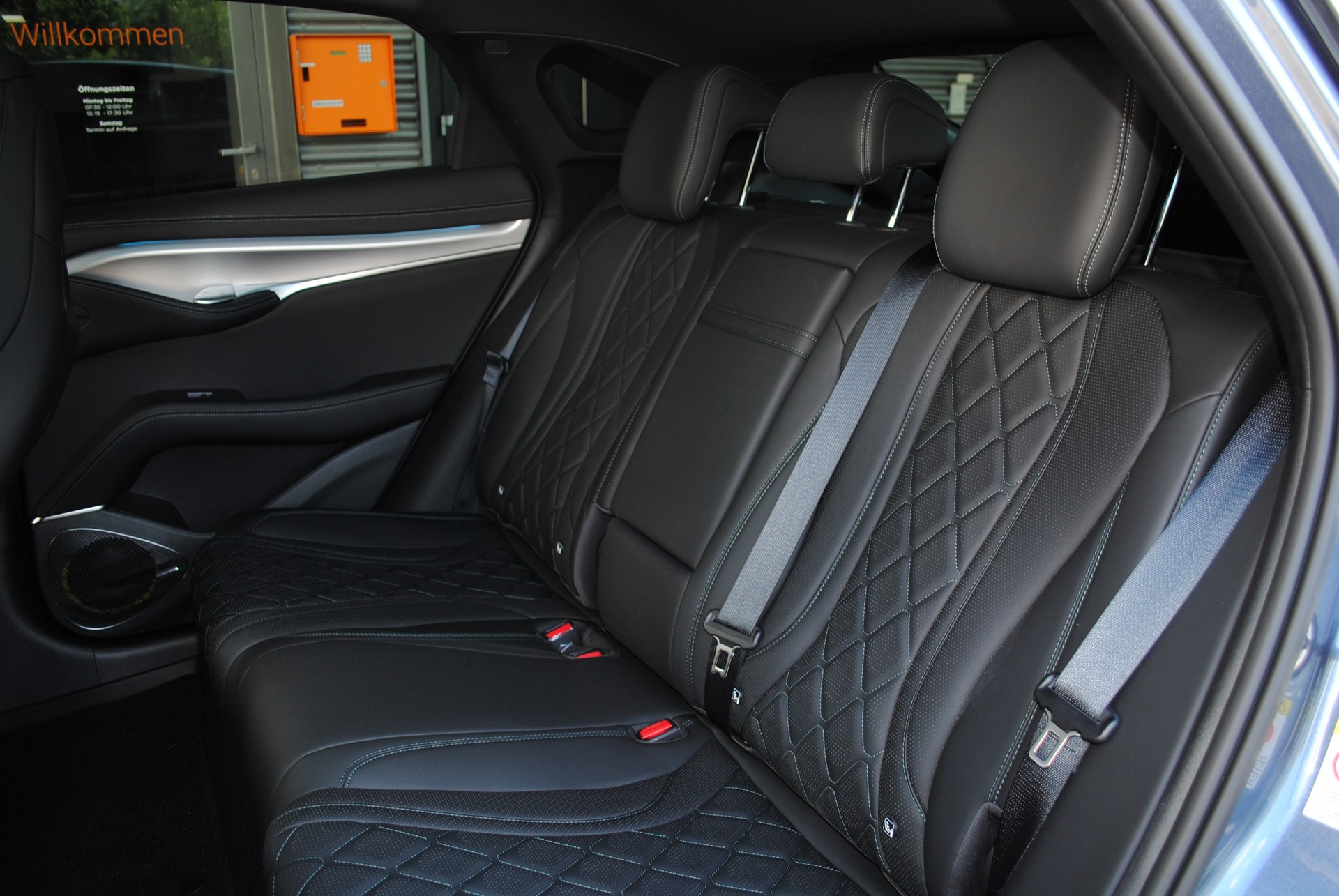 BYD Sealion 7 91,3 kWh Excellence AWD-image-15