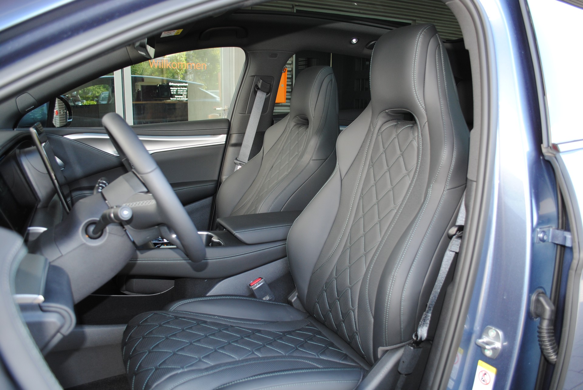 BYD Sealion 7 91,3 kWh Excellence AWD-image-9