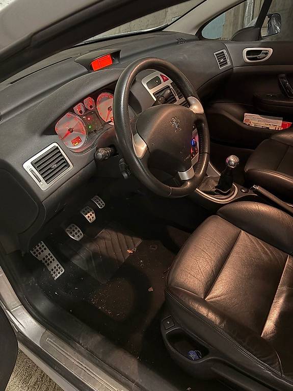 PEUGEOT 307 CC 2.0 16V Dynamic-image-3