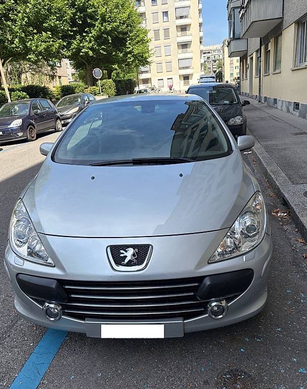 PEUGEOT 307 CC 2.0 16V Dynamic-image-1