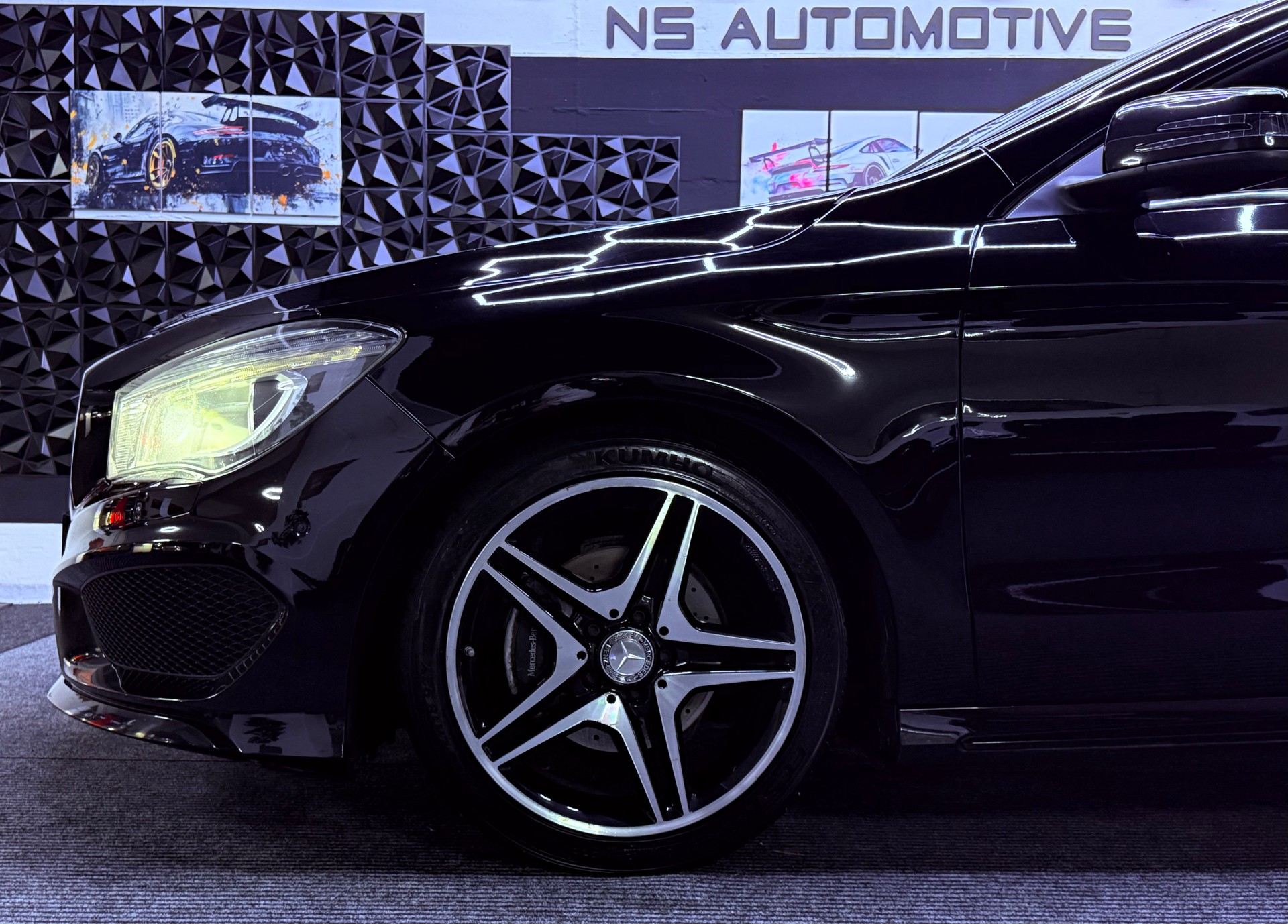 MERCEDES-BENZ CLA 200 AMG Line-image-9