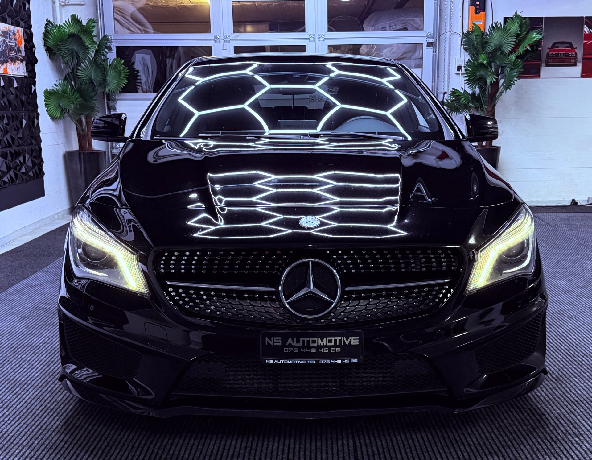 MERCEDES-BENZ CLA 200 AMG Line-image-1