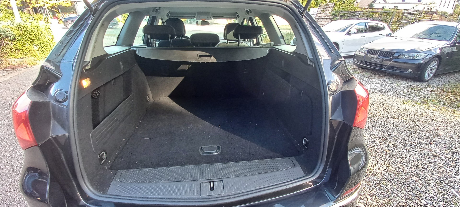 OPEL Astra SportsTourer 1.6 CDTi ecoFLEX-image-12