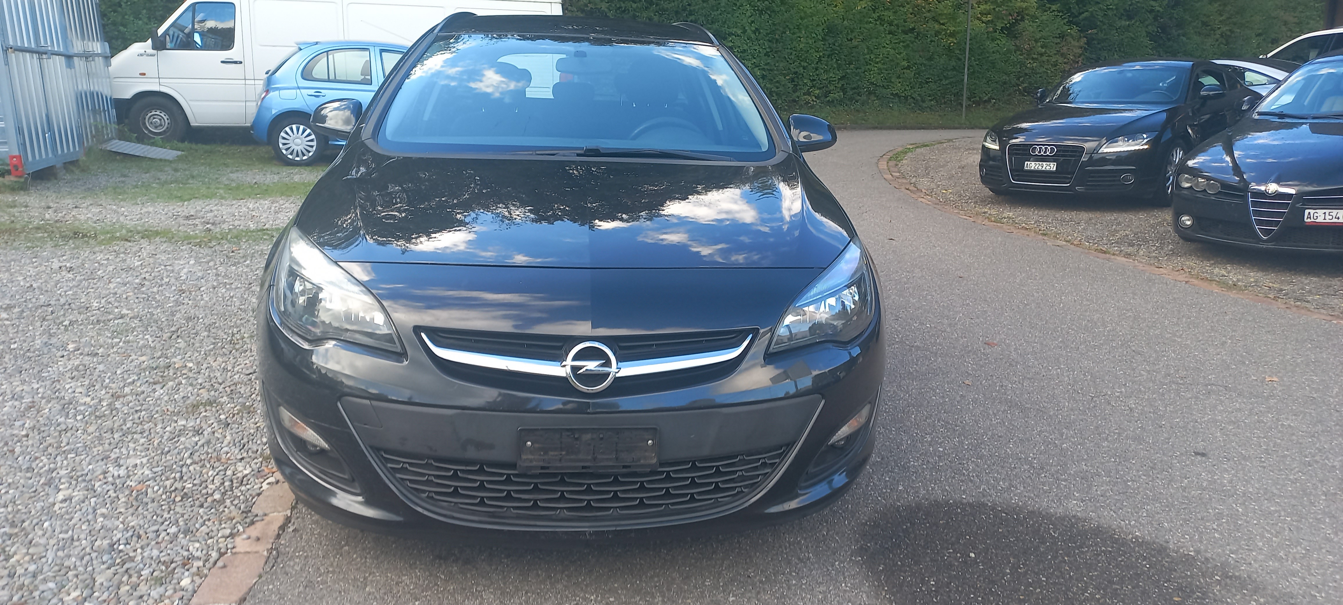 Car photo