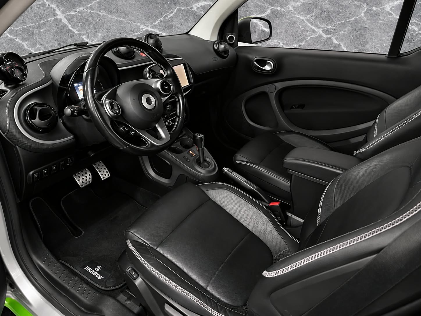 SMART fortwo Brabus 130 Xclusive twinmatic-image-18
