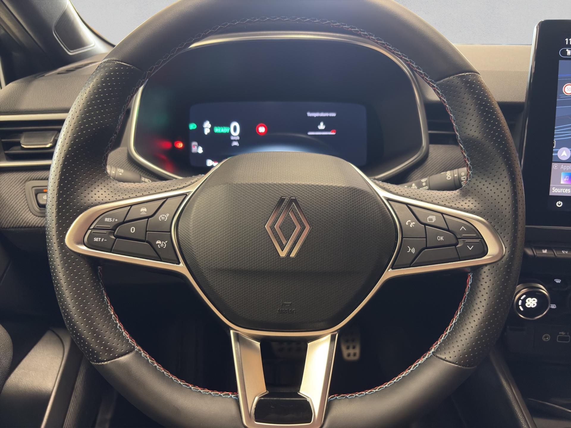 RENAULT Clio 1.6 E-Tech Esprit Alpine-image-9
