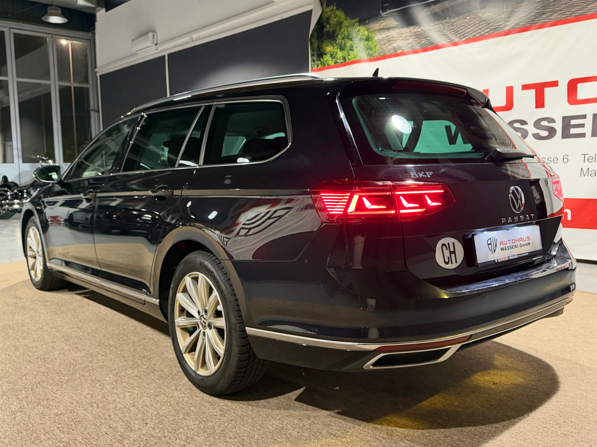 VW Passat 2.0 TDI BMT Business 4Motion DSG-image-4
