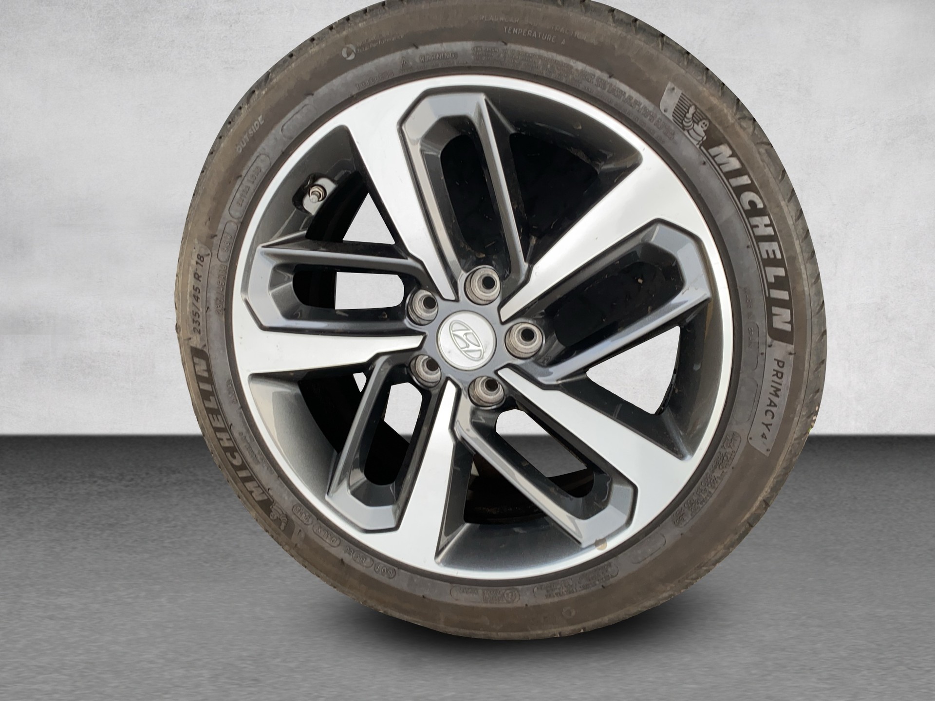 HYUNDAI Kona 1.6 T-GDi Launch 4WD DCT-image-24