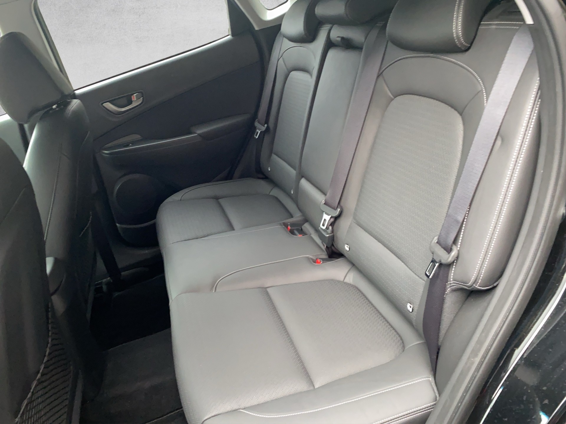 HYUNDAI Kona 1.6 T-GDi Launch 4WD DCT-image-20