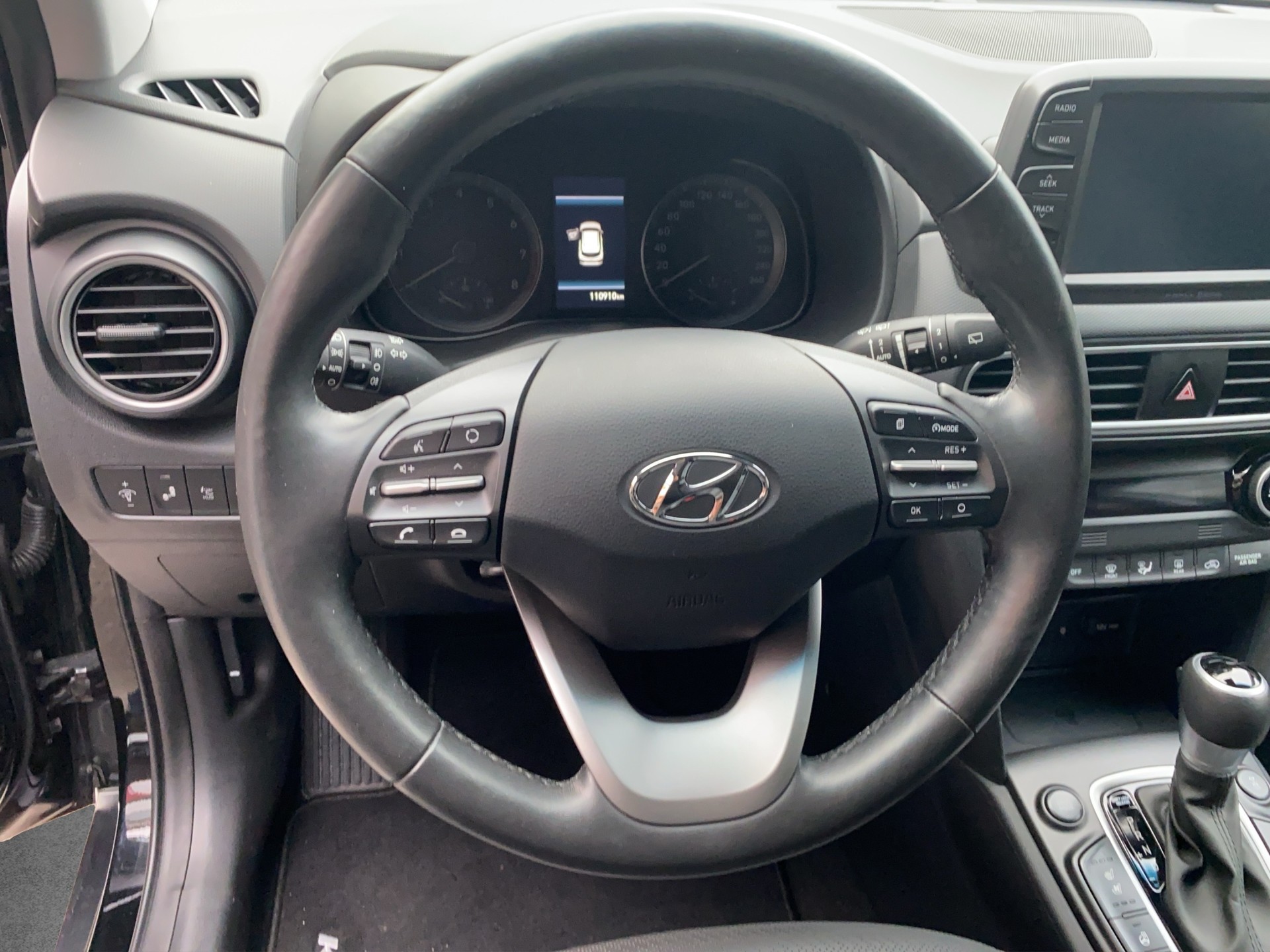 HYUNDAI Kona 1.6 T-GDi Launch 4WD DCT-image-8