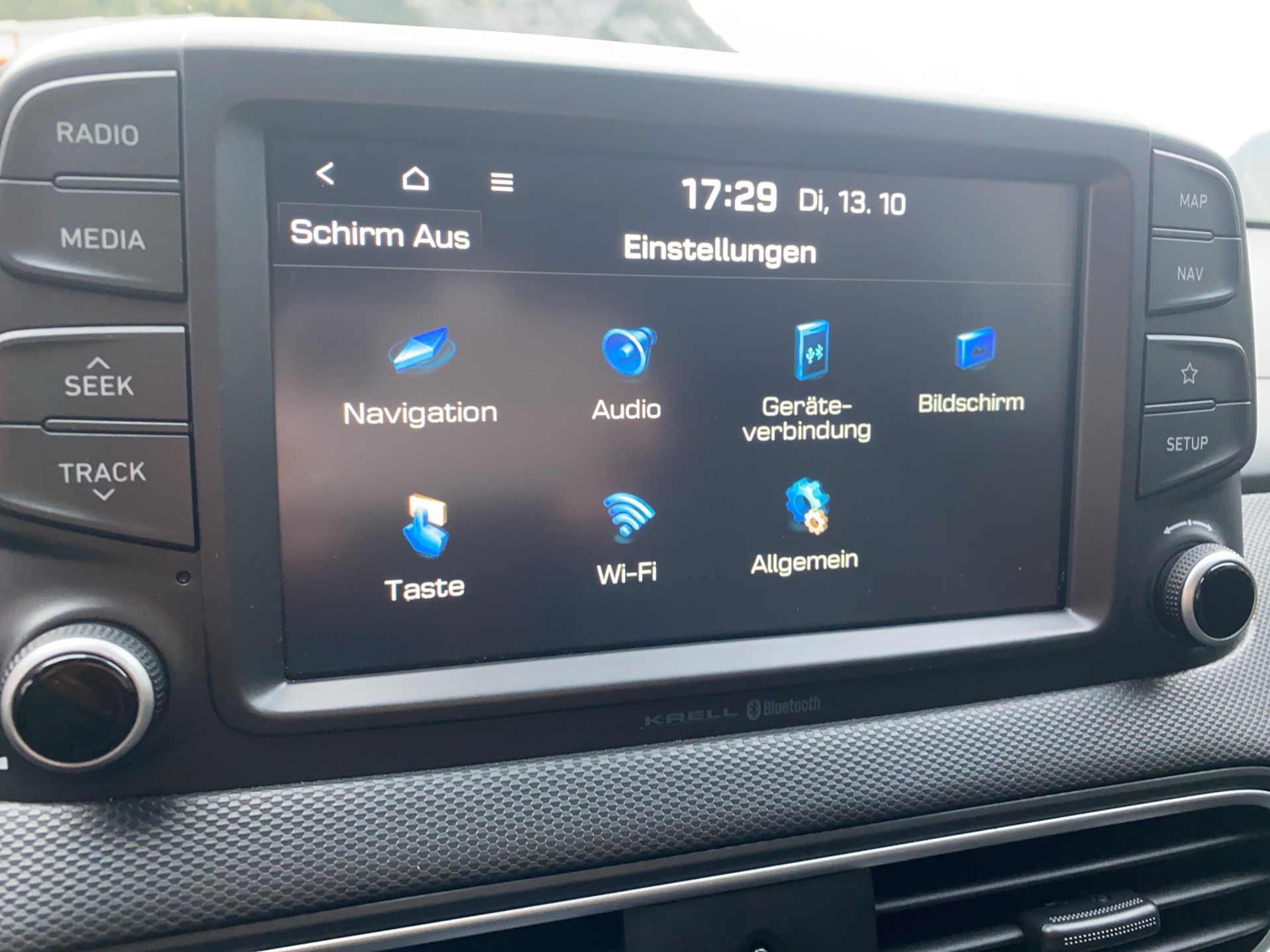HYUNDAI Kona 1.6 T-GDi Launch 4WD DCT-image-15