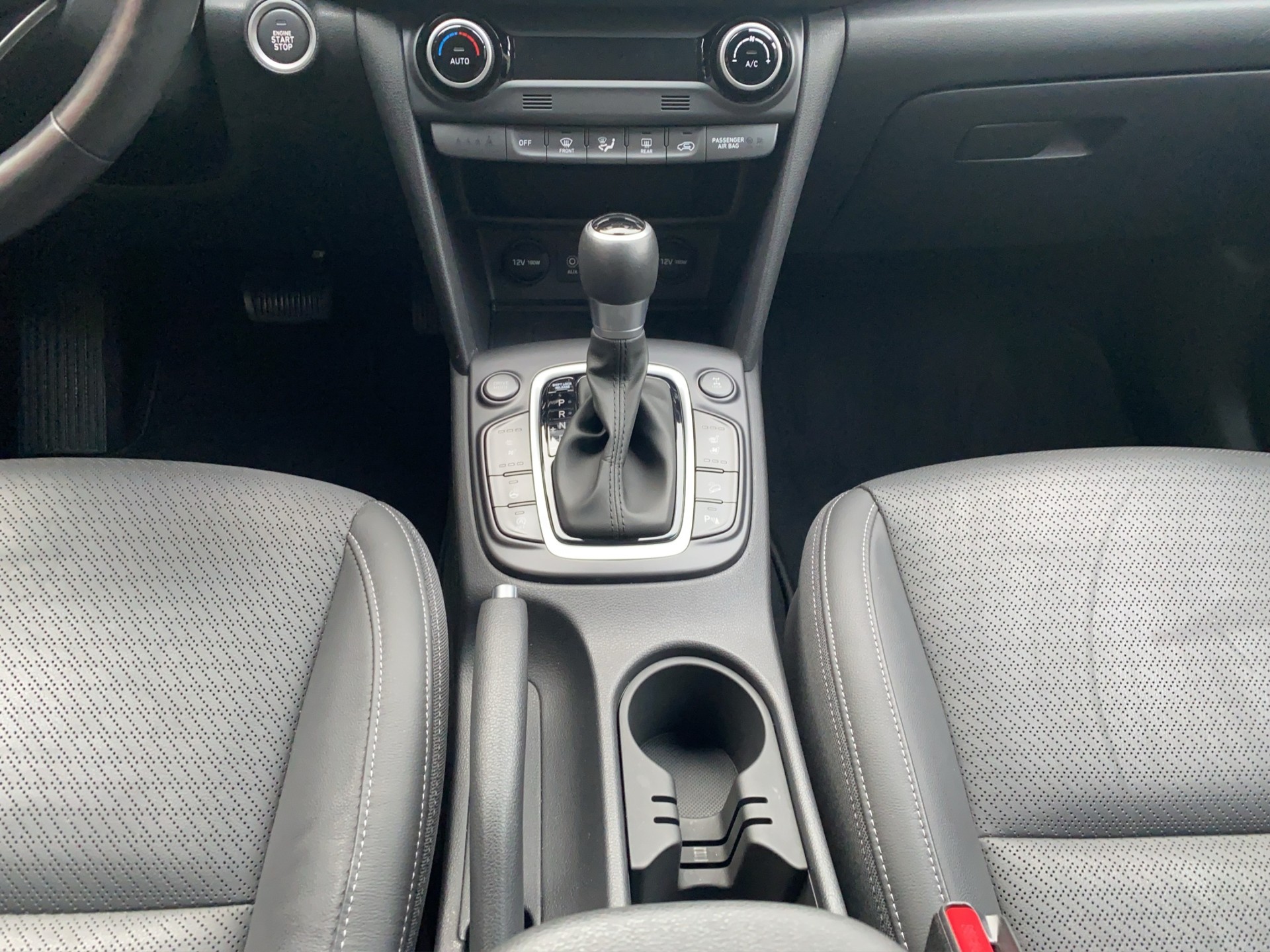 HYUNDAI Kona 1.6 T-GDi Launch 4WD DCT-image-13