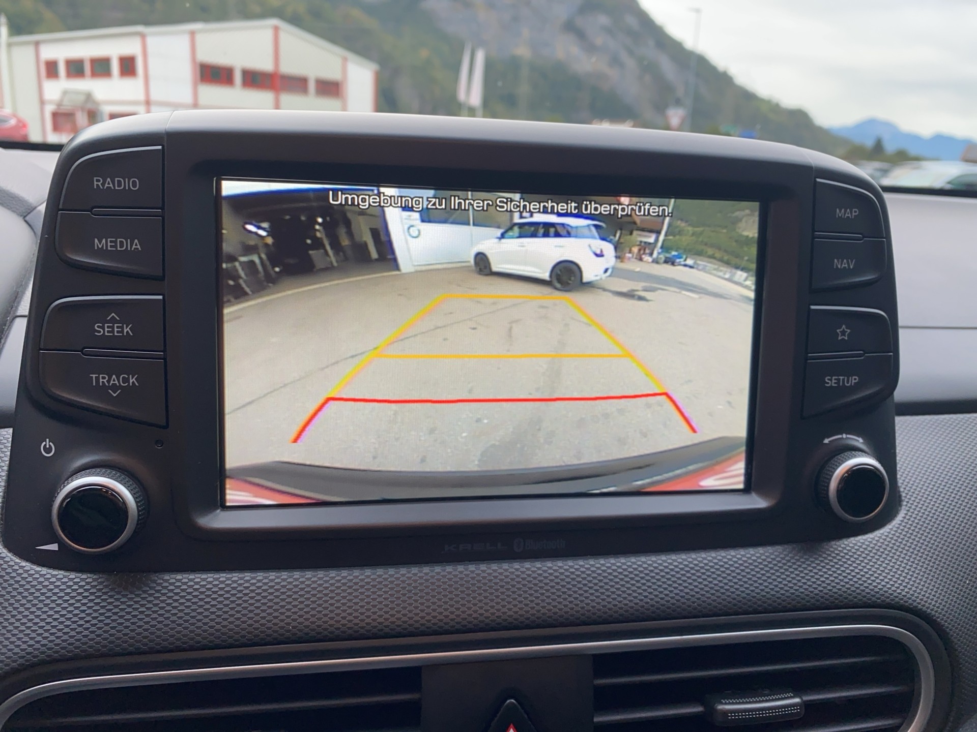 HYUNDAI Kona 1.6 T-GDi Launch 4WD DCT-image-16