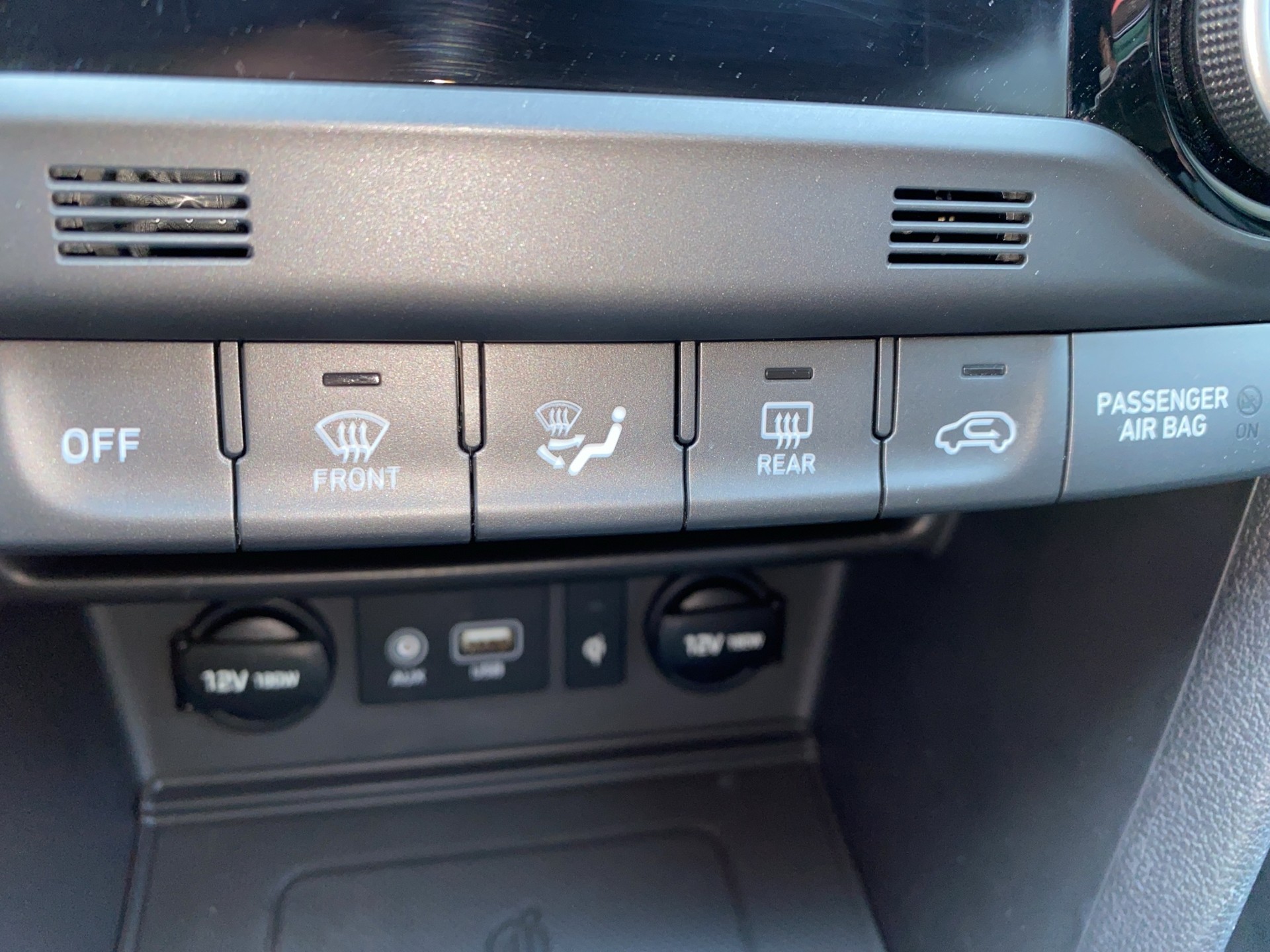 HYUNDAI Kona 1.6 T-GDi Launch 4WD DCT-image-14