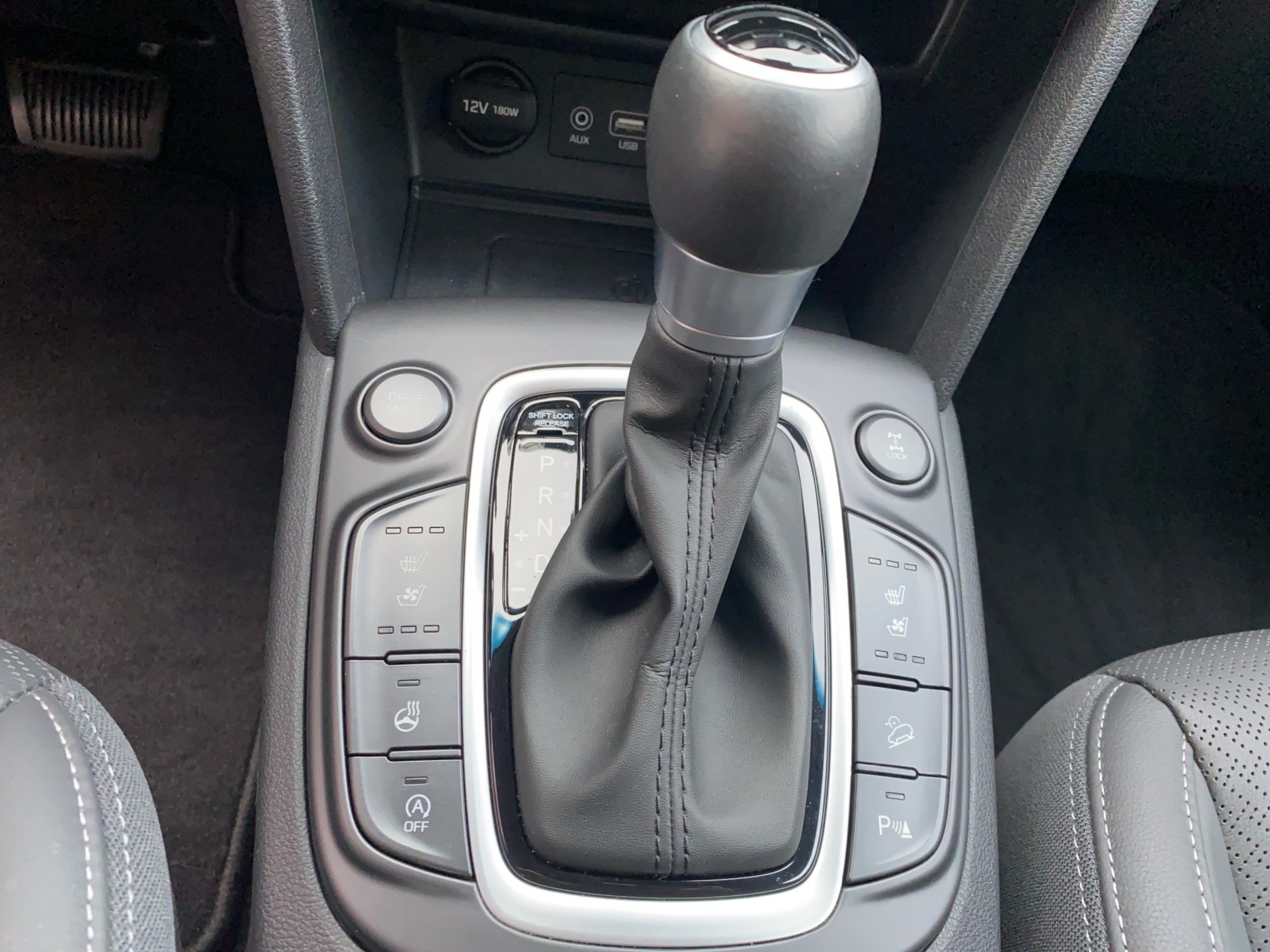 HYUNDAI Kona 1.6 T-GDi Launch 4WD DCT-image-9
