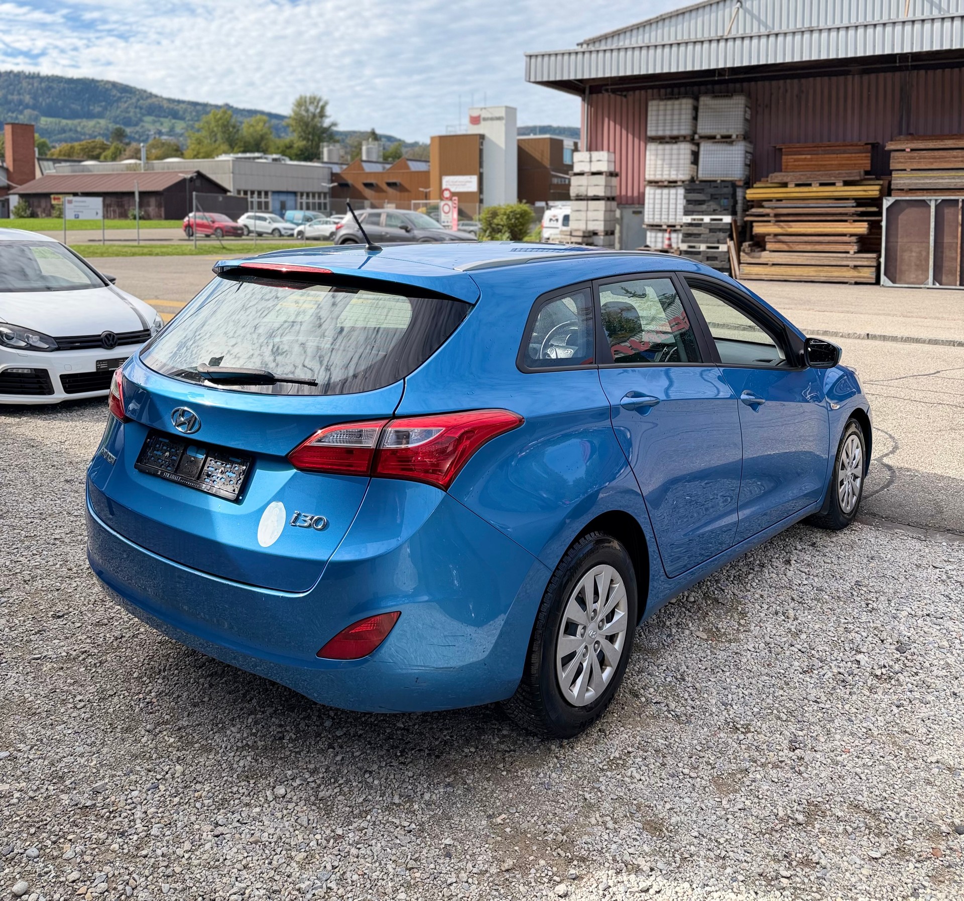HYUNDAI i30 Wagon 1.6 CRDi Plena**Diesel**Handschalter**-image-5