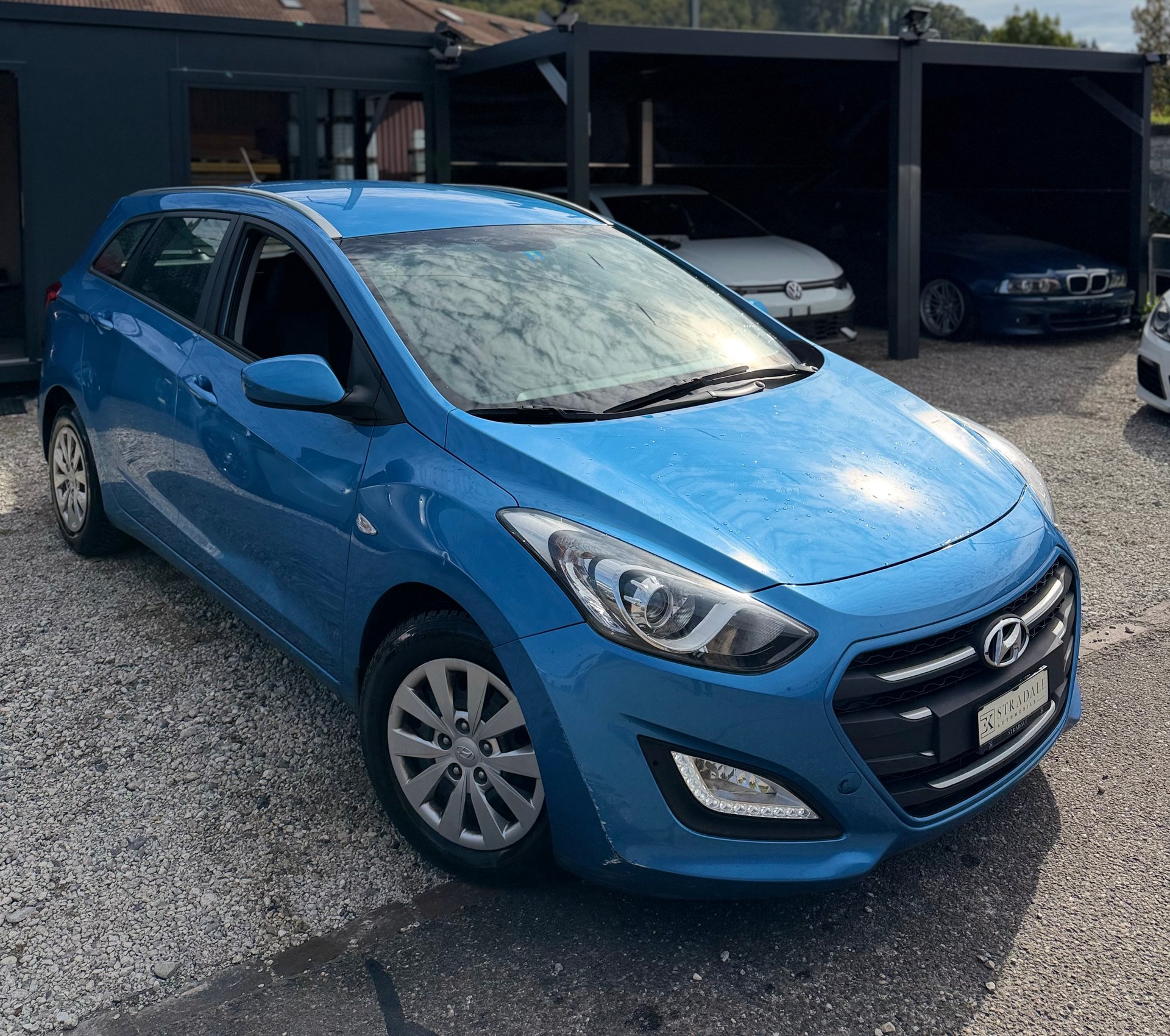 HYUNDAI i30 Wagon 1.6 CRDi Plena**Diesel**Handschalter**-image-0