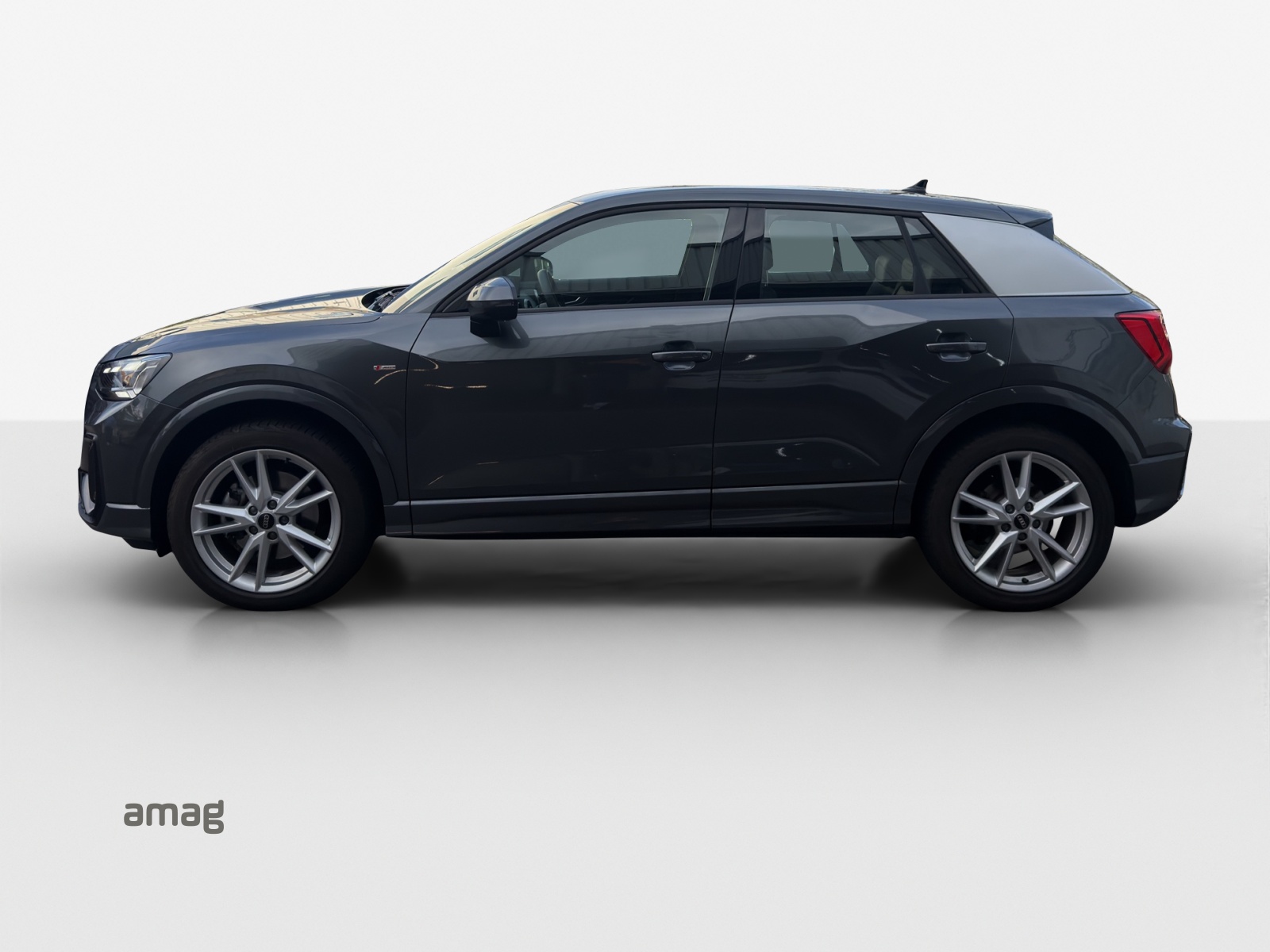 AUDI Q2 40 TFSI S line quattro S-tronic-image-1