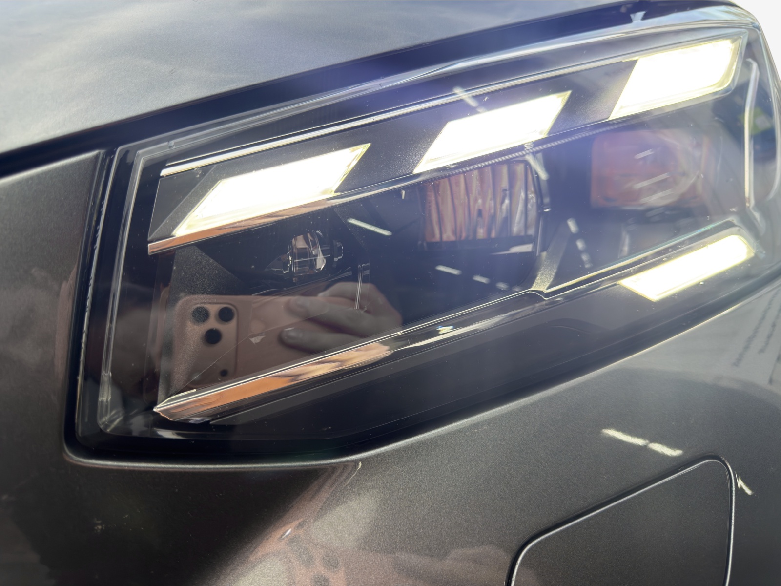AUDI Q2 40 TFSI S line quattro S-tronic-image-15