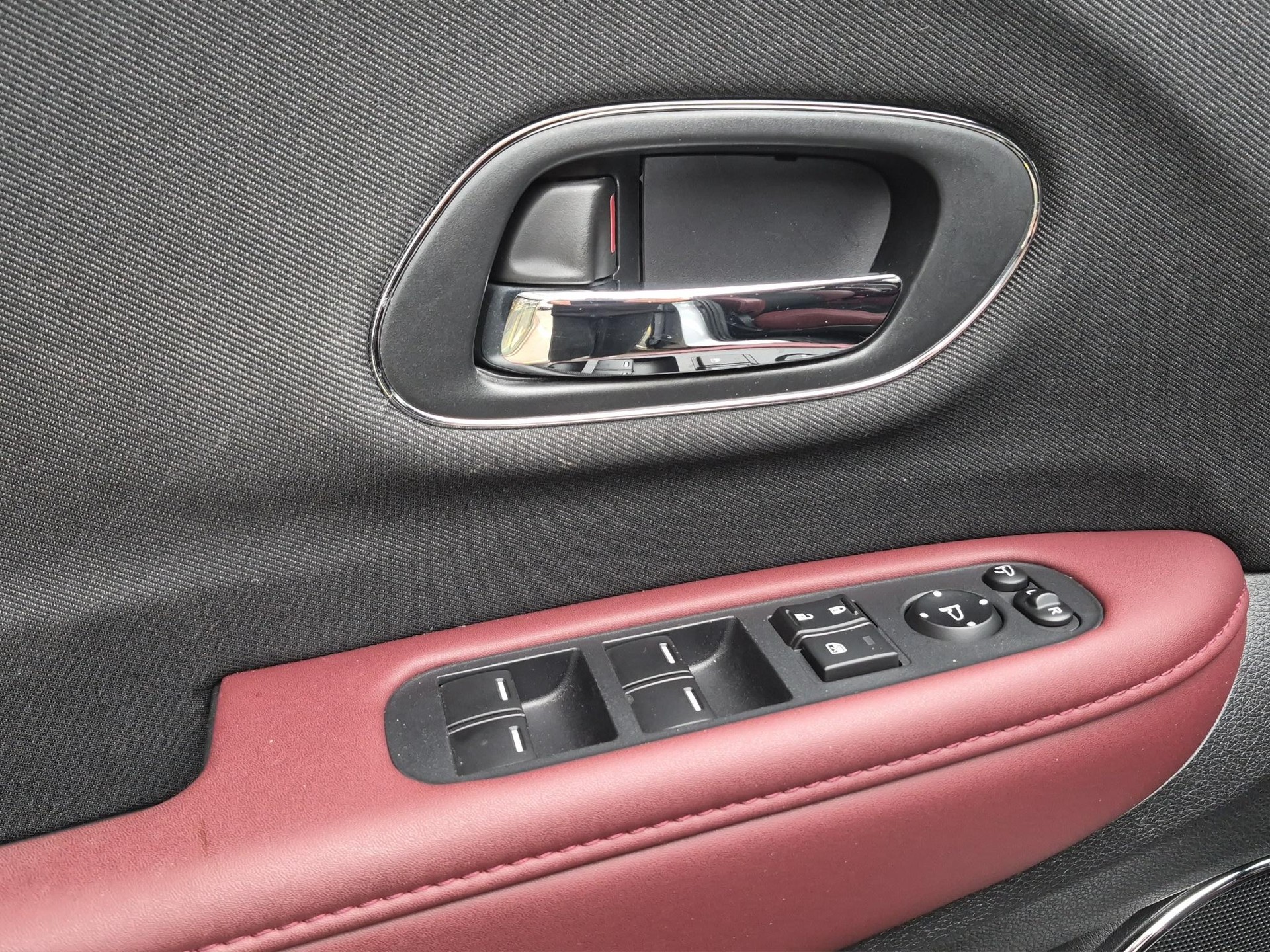 HONDA HR-V 1.5 VTEC Turbo-image-10