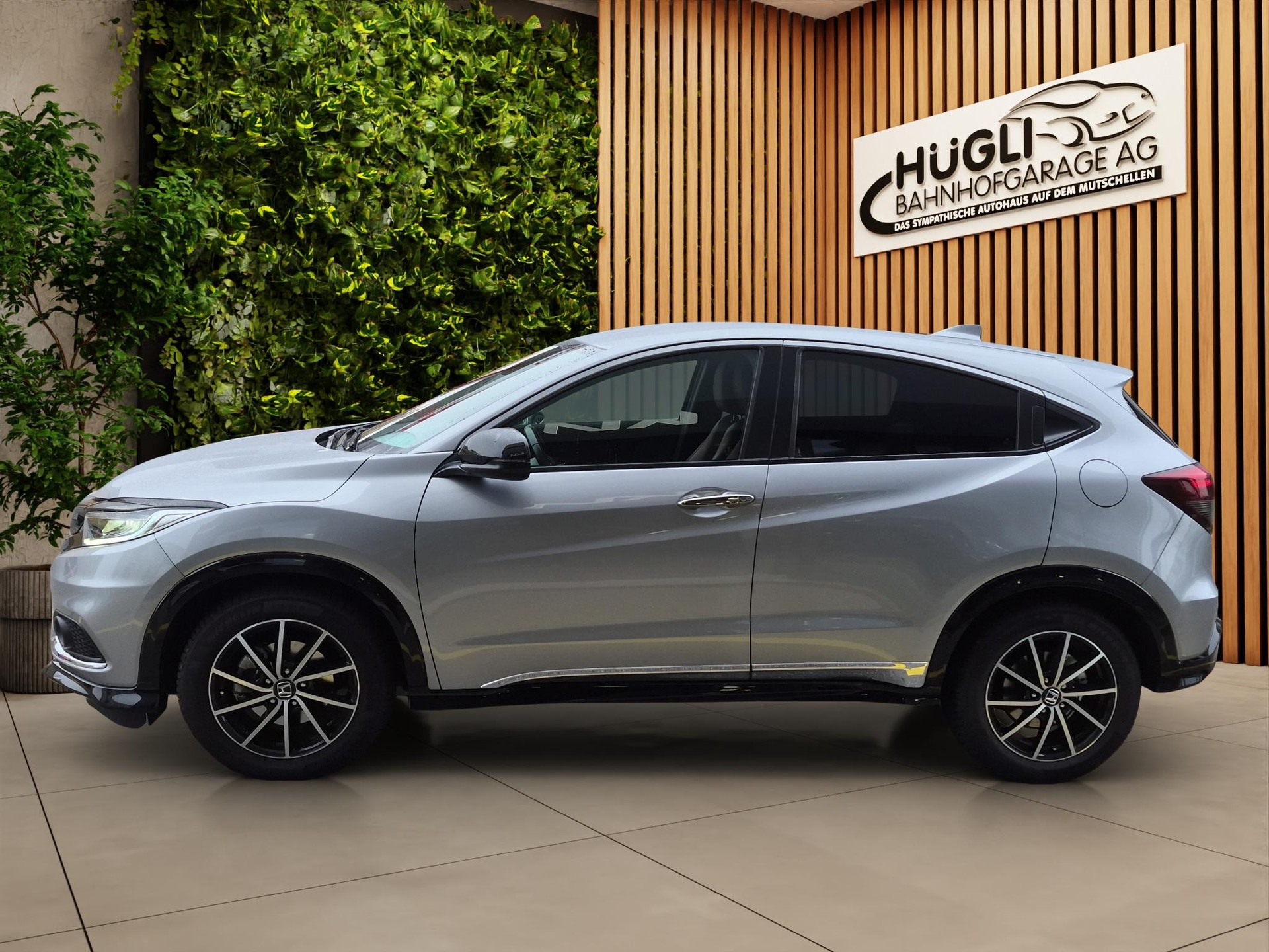 HONDA HR-V 1.5 VTEC Turbo-image-1