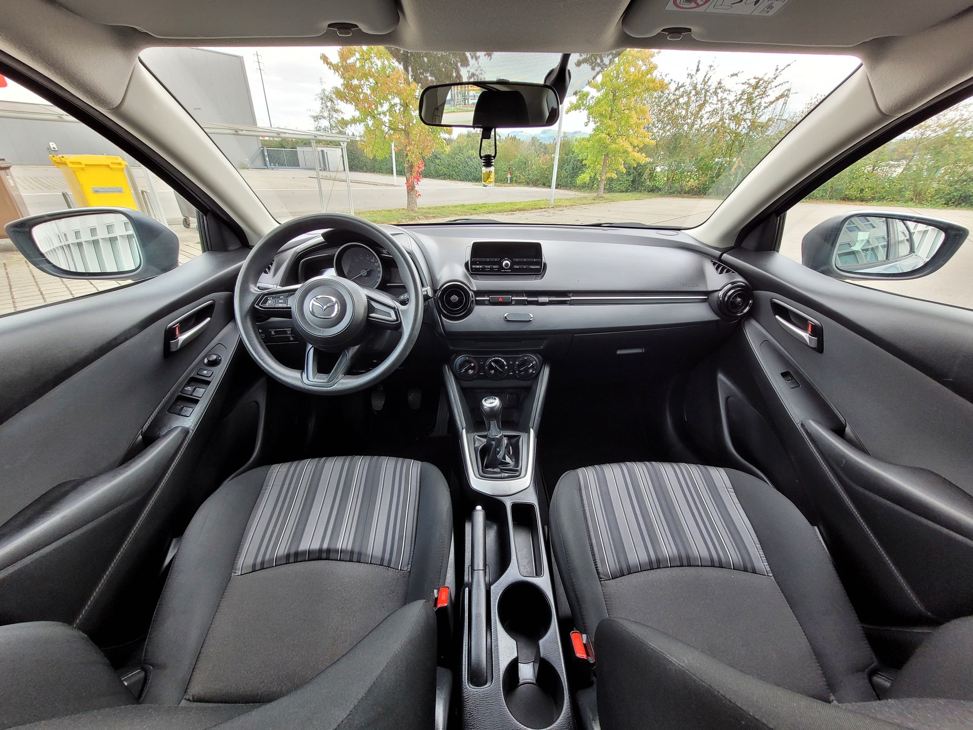 MAZDA SKYACTIV-G 75 Challenge-image-4