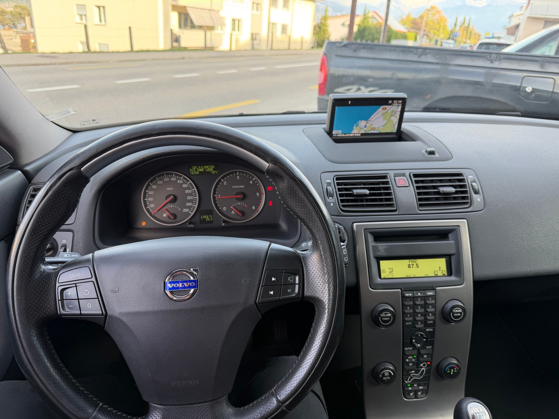 VOLVO V50 2.0D Kinetic-image-5