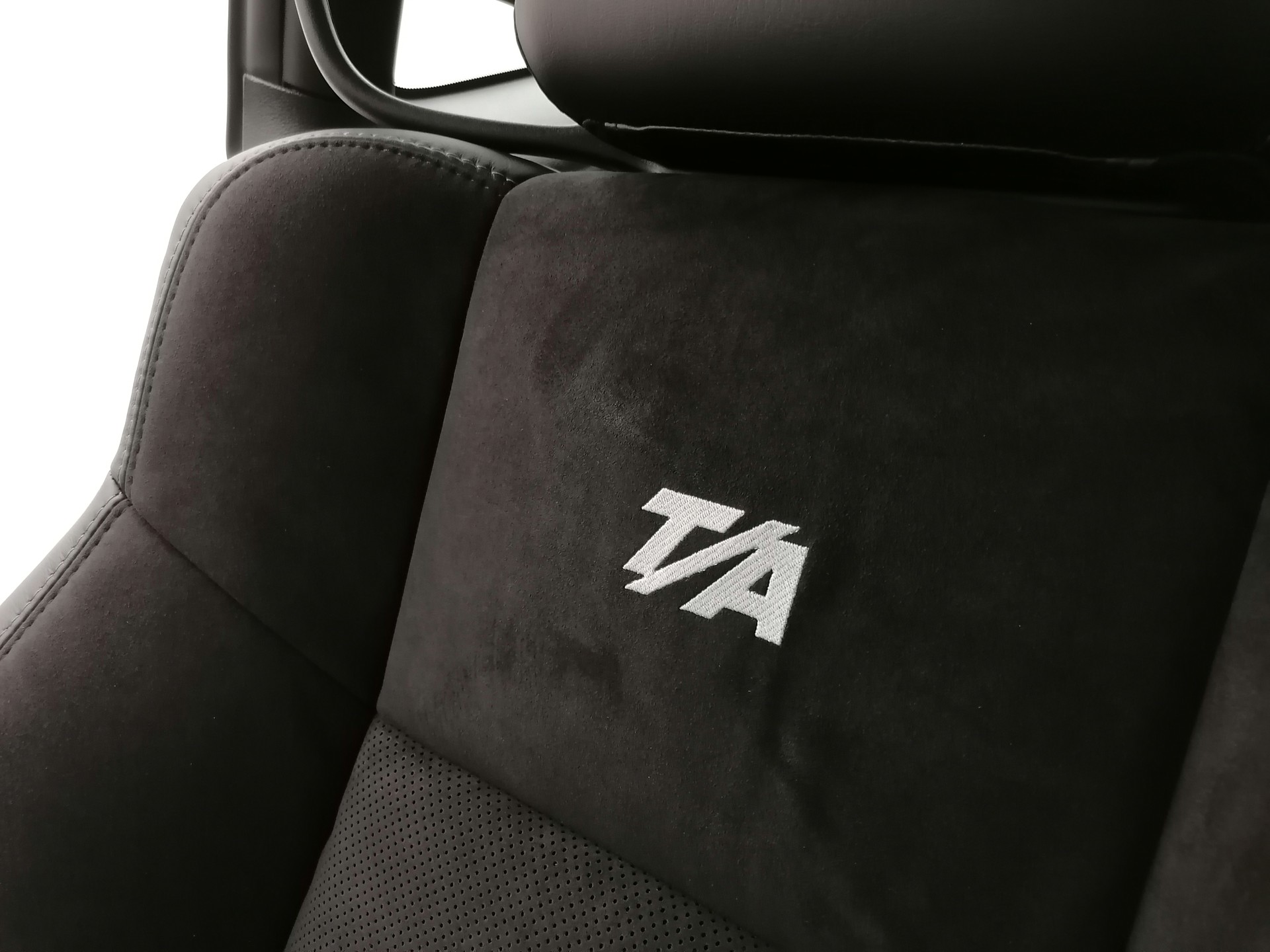 DODGE Challenger T/A 5.7-image-14