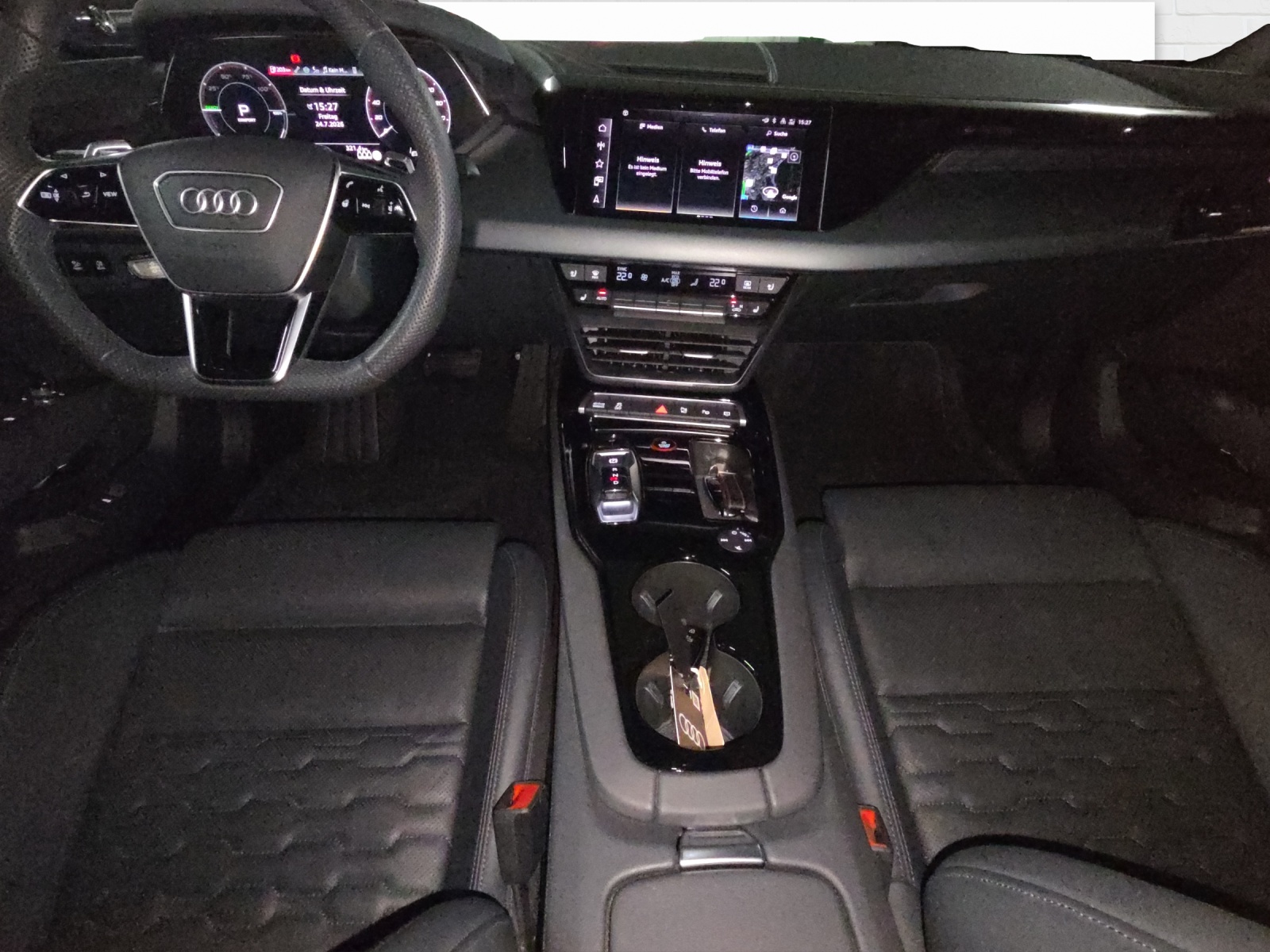 AUDI e-tron GT quattro-image-6