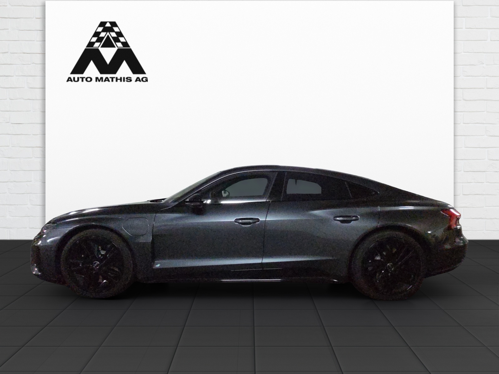 AUDI e-tron GT quattro-image-3