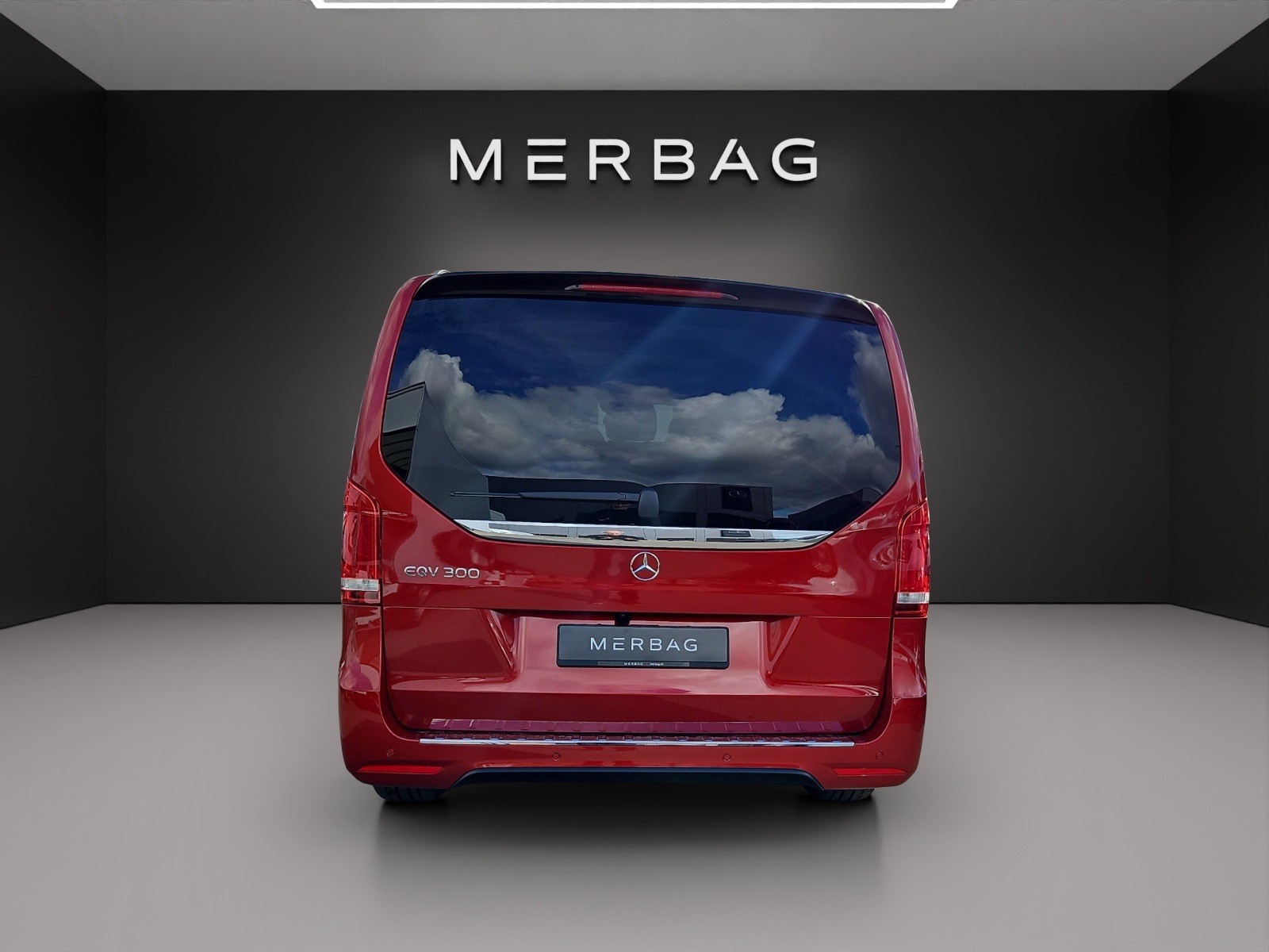 MERCEDES-BENZ EQV 300 lang-image-2