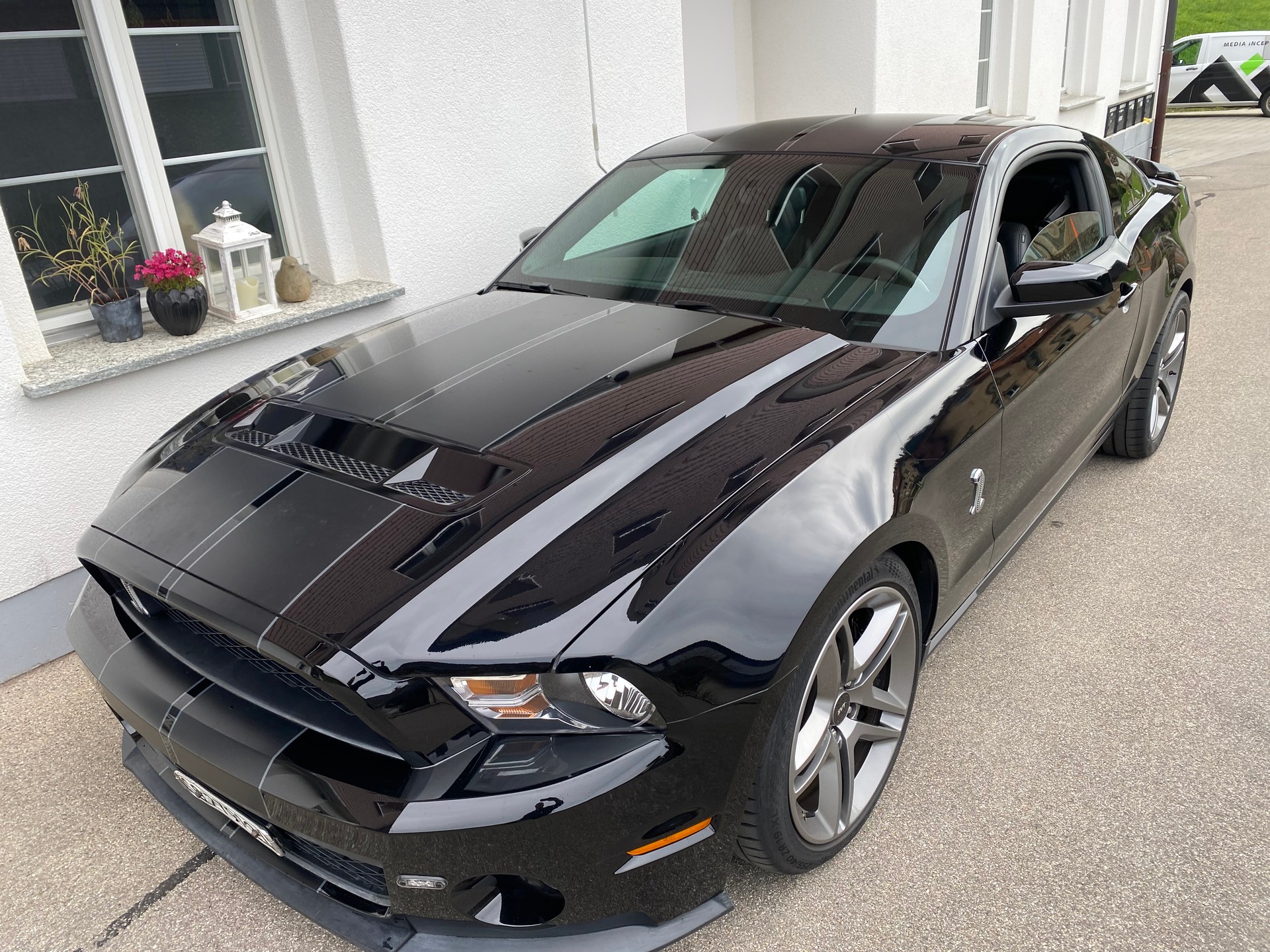FORD Shelby GT500-image-7