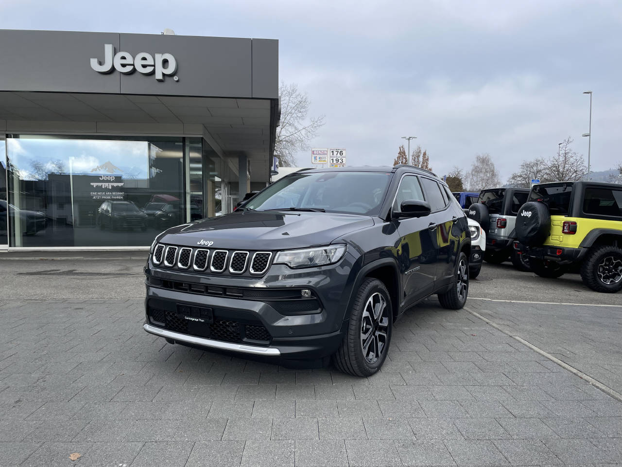 JEEP Compass 1.5 Turbo Swiss Limited Plus-image-0