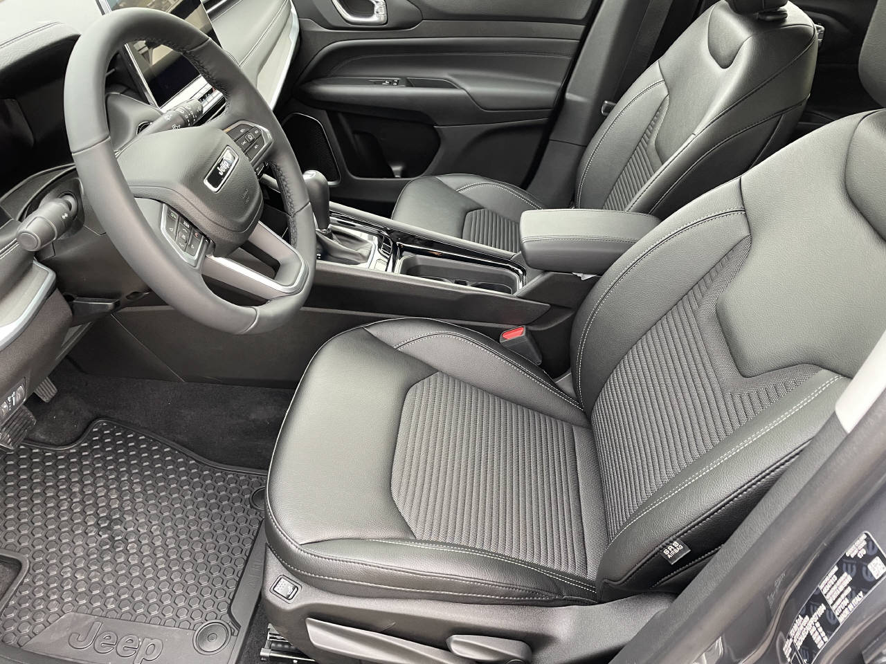 JEEP Compass 1.5 Turbo Swiss Limited Plus-image-6